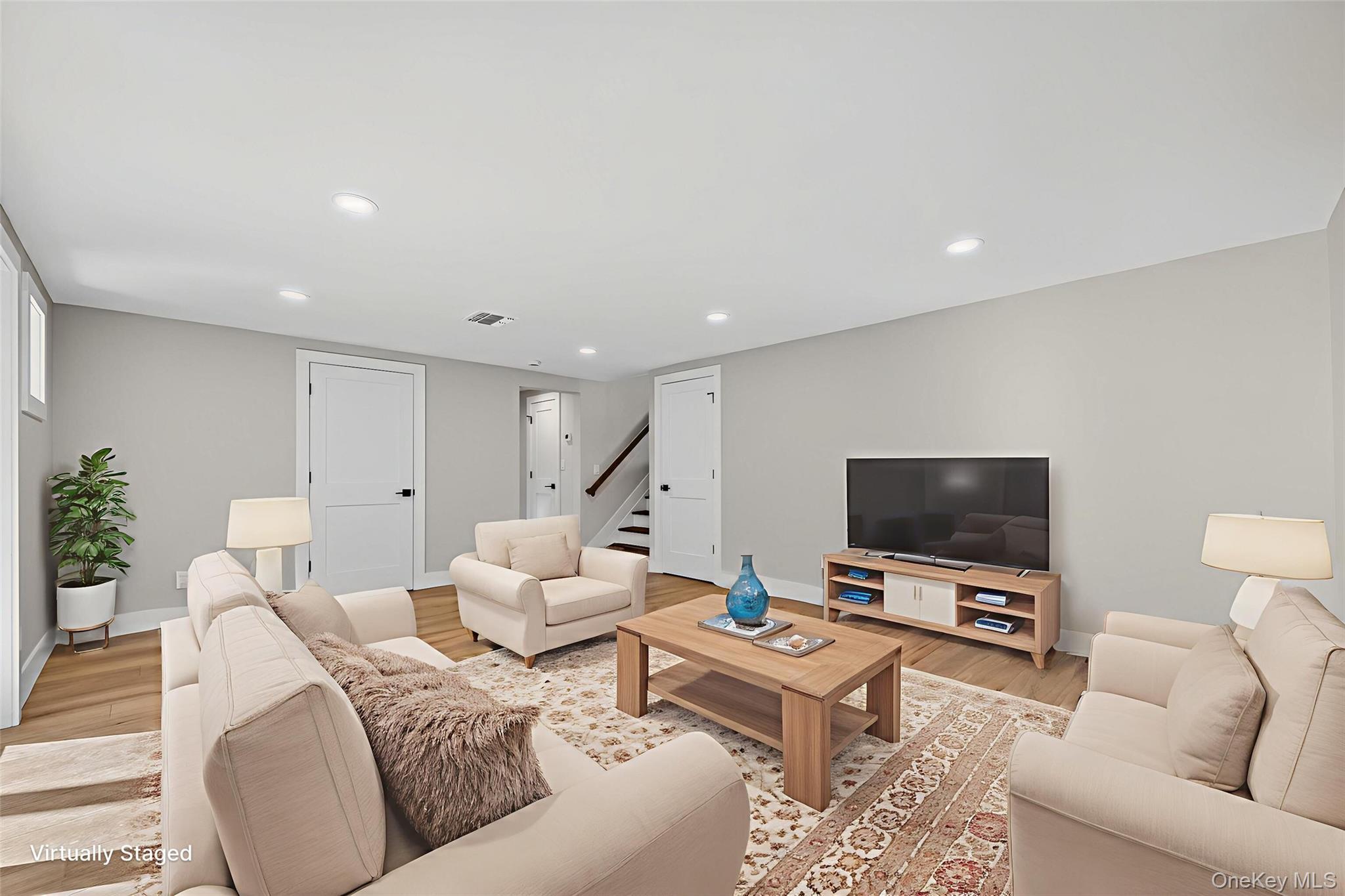 Single Family Maytime  Nassau County, NY 11753, MLS-926259-29