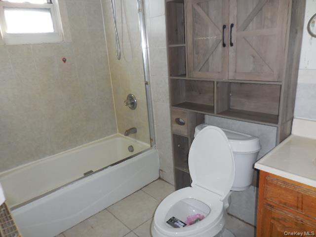 Single Family Harris Nassau County, NY 11520, MLS-926261-14