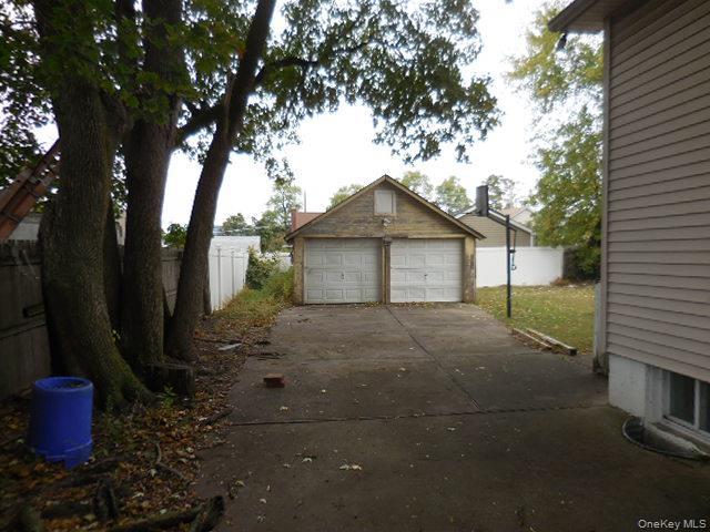 Single Family Harris Nassau County, NY 11520, MLS-926261-2