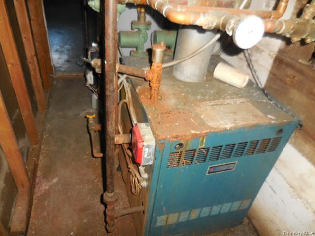 Single Family Harris Nassau County, NY 11520, MLS-926261-40