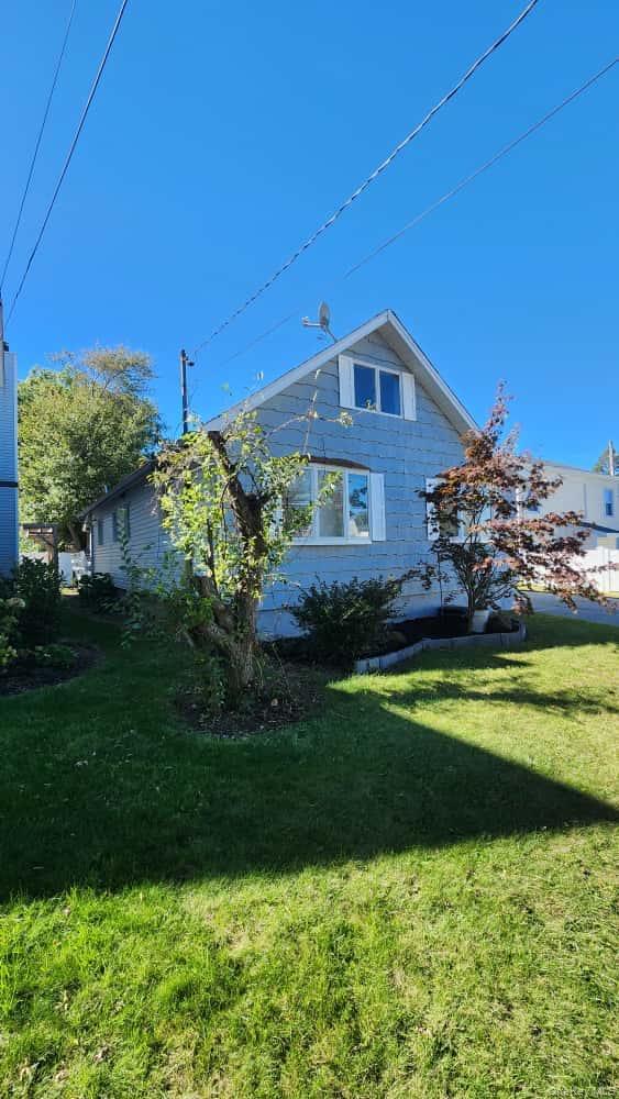 Single Family Grand  Nassau County, NY 11510, MLS-926264-12