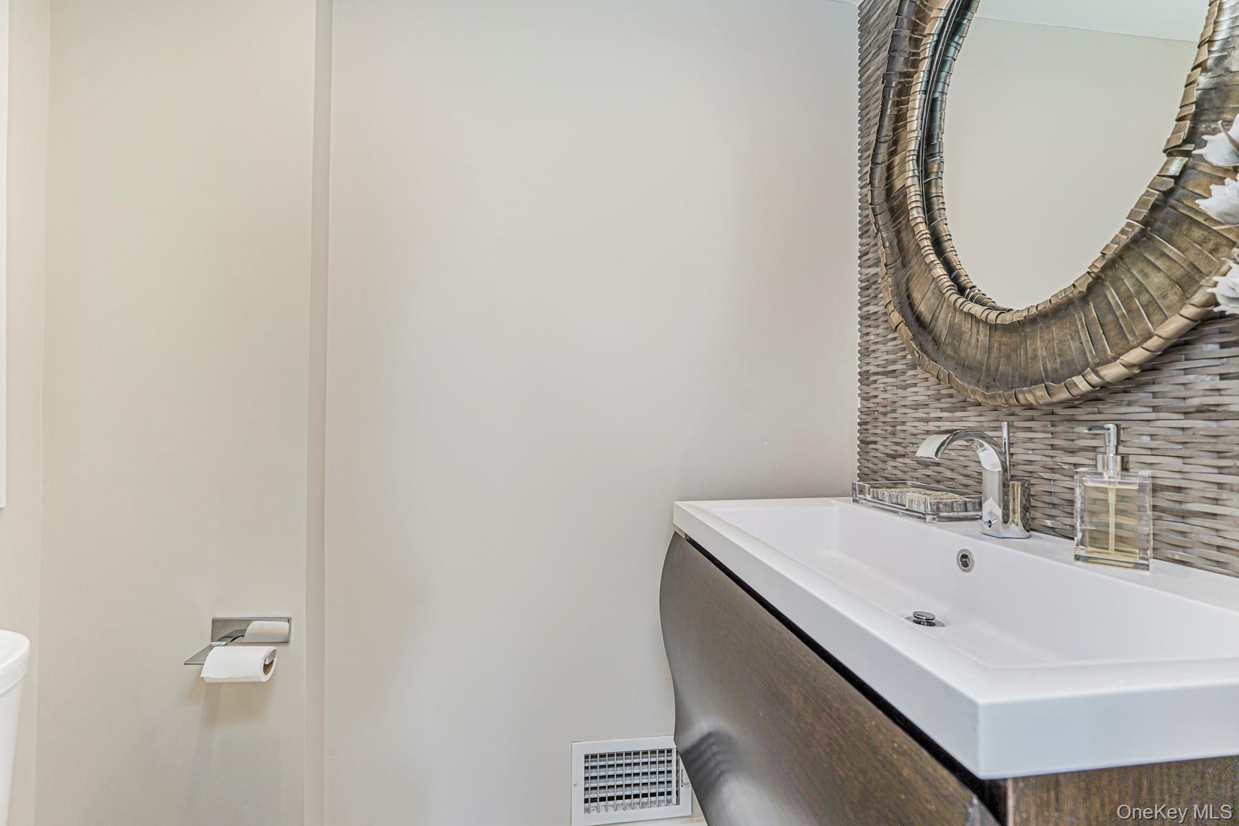 Single Family Nixon Staten Island, NY 10304, MLS-926267-15