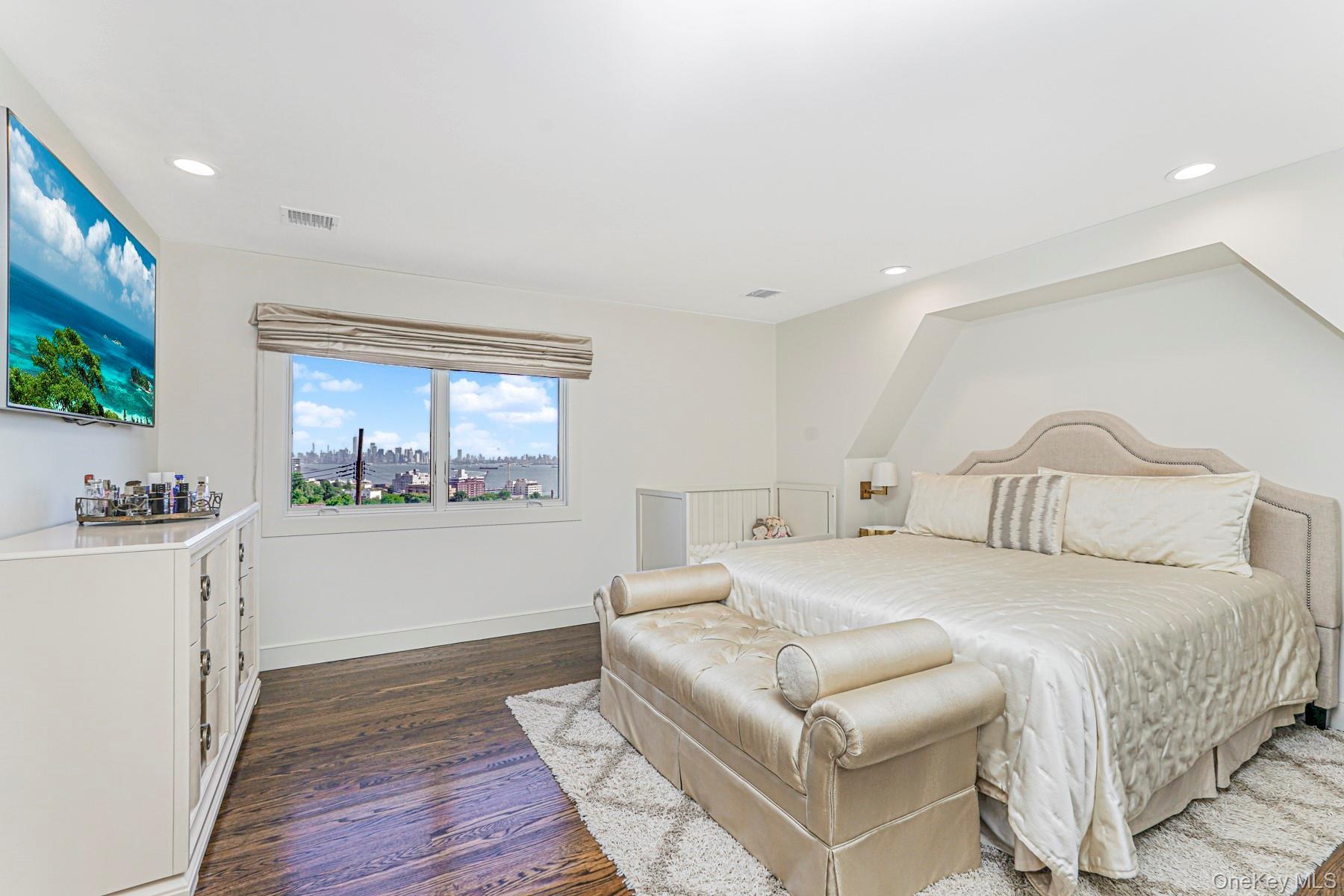 Single Family Nixon Staten Island, NY 10304, MLS-926267-35