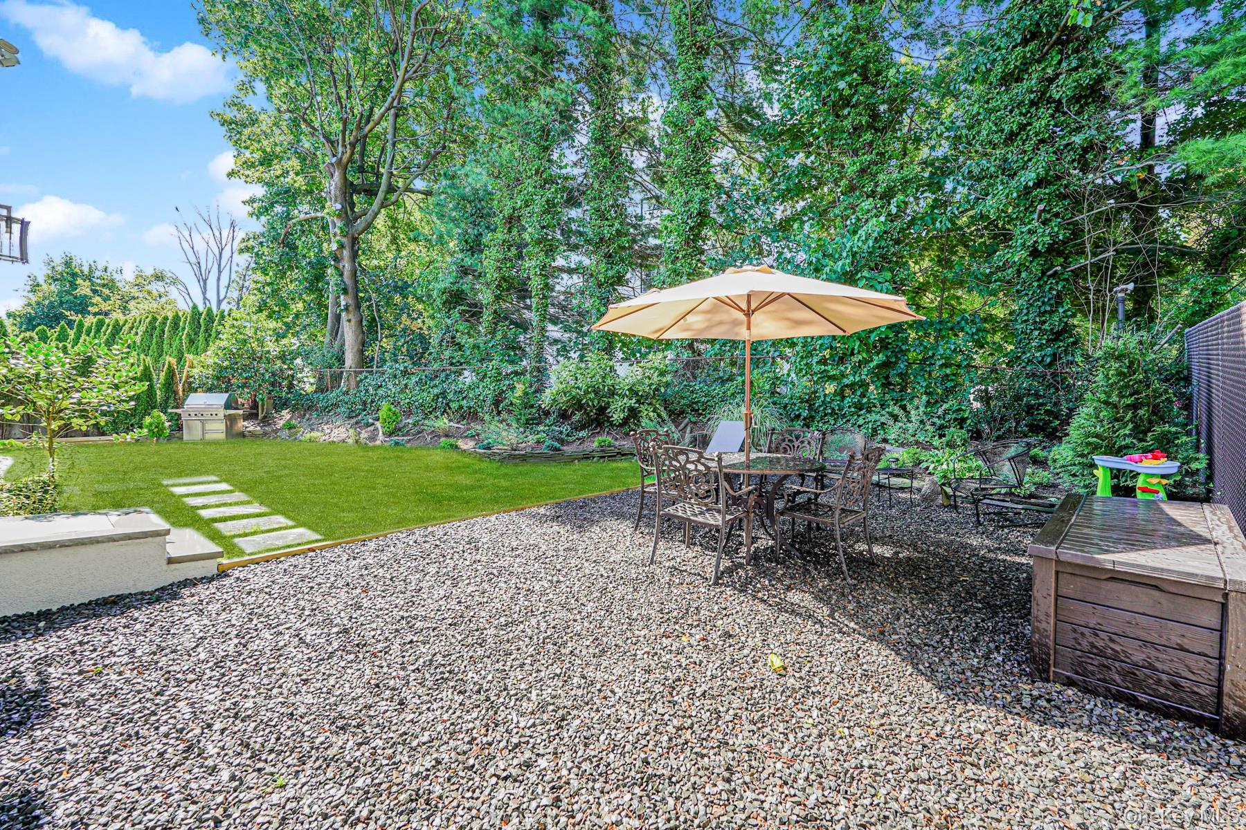 Single Family Nixon Staten Island, NY 10304, MLS-926267-45