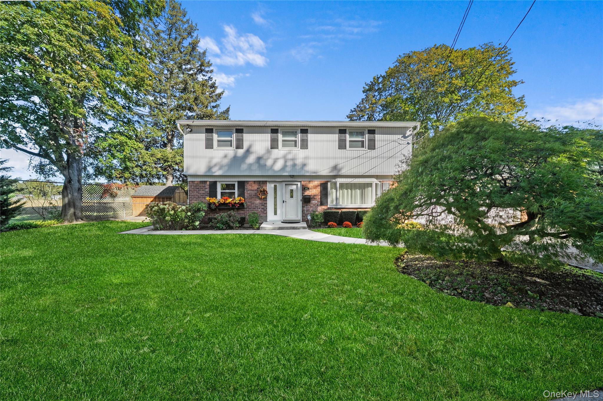 Single Family Johnson  Suffolk County, NY 11782, MLS-926277-34