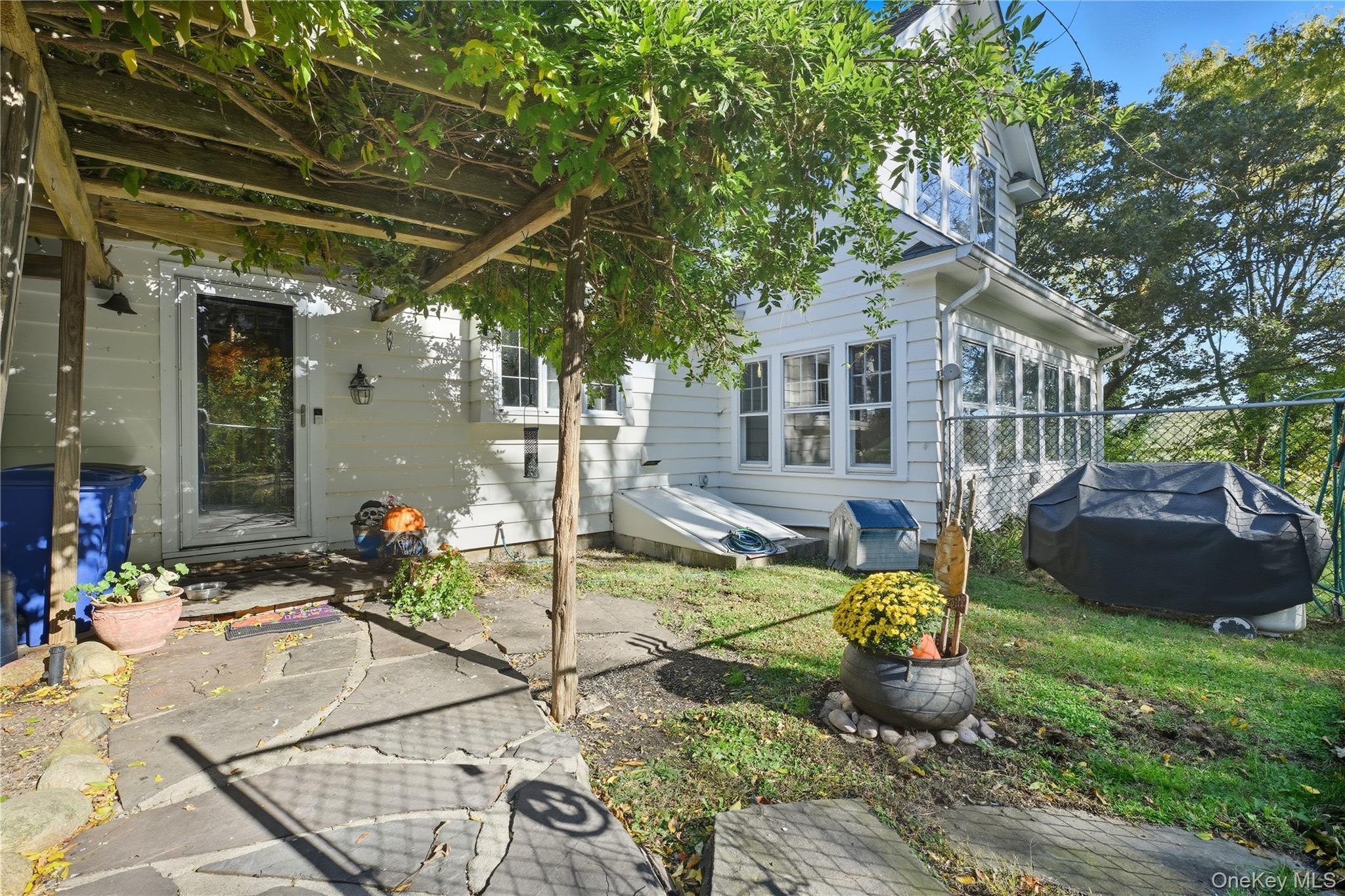 Single Family Harbor Heights  Suffolk County, NY 11721, MLS-926282-32