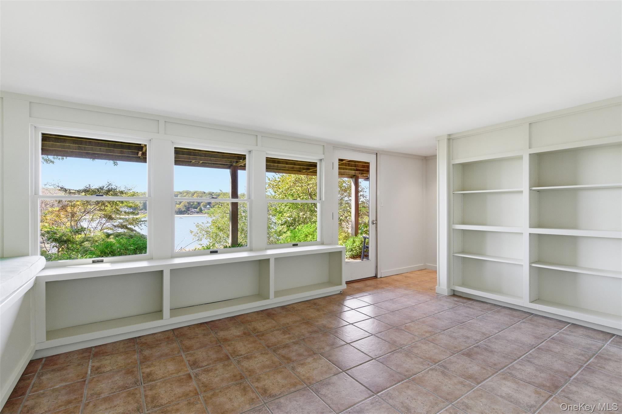 Single Family Bayview Suffolk County, NY 11768, MLS-926283-26