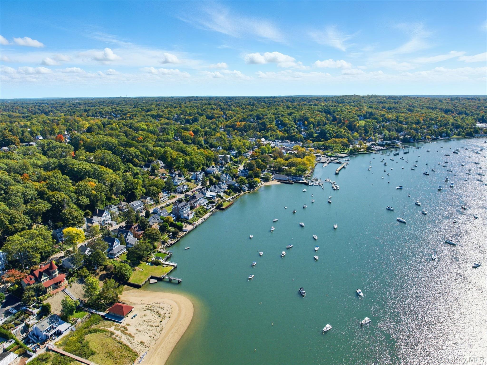 Single Family Bayview  Suffolk County, NY 11768, MLS-926283-34