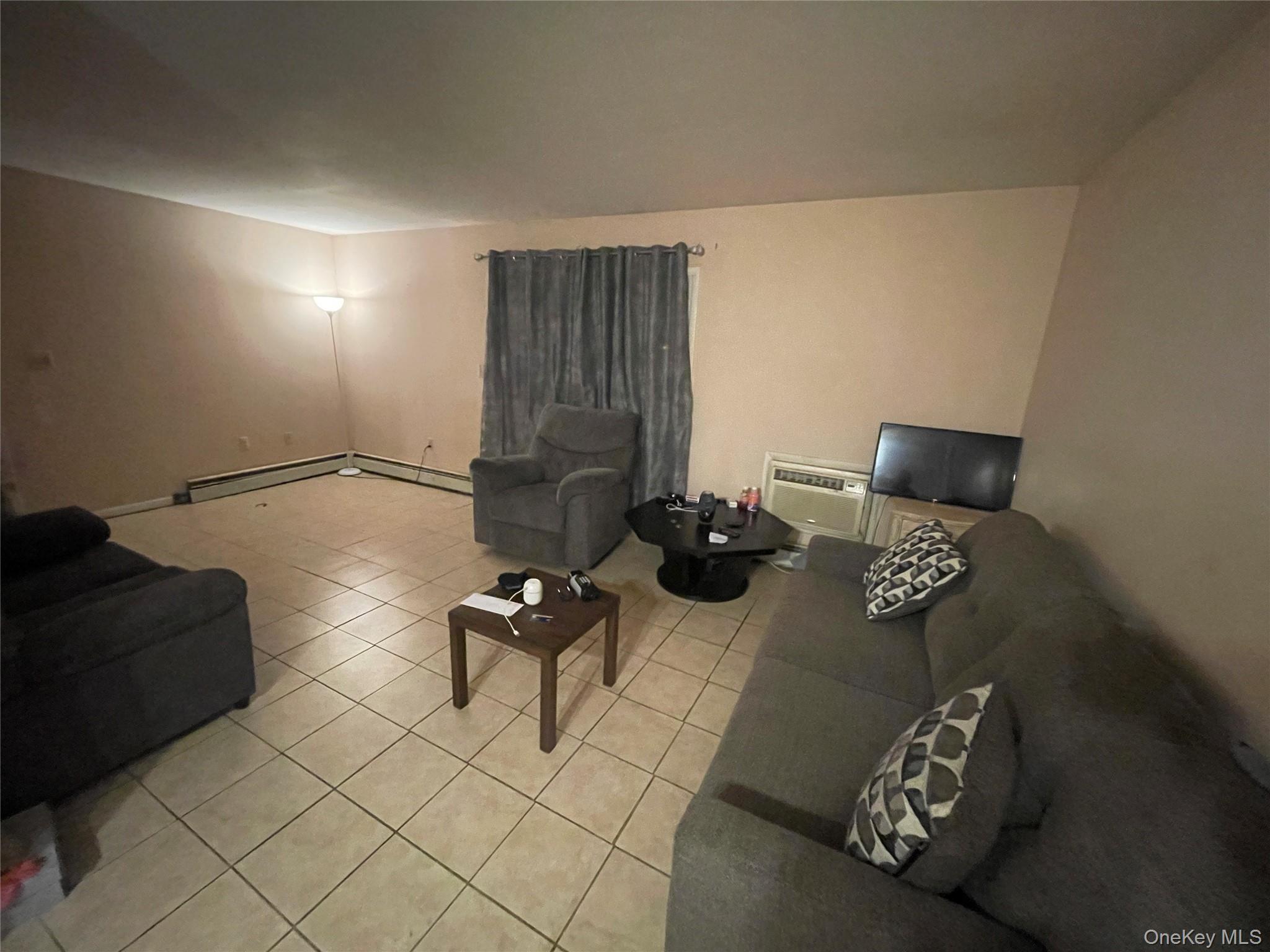 Condo Concord  Orange County, NY 10940, MLS-926294-3