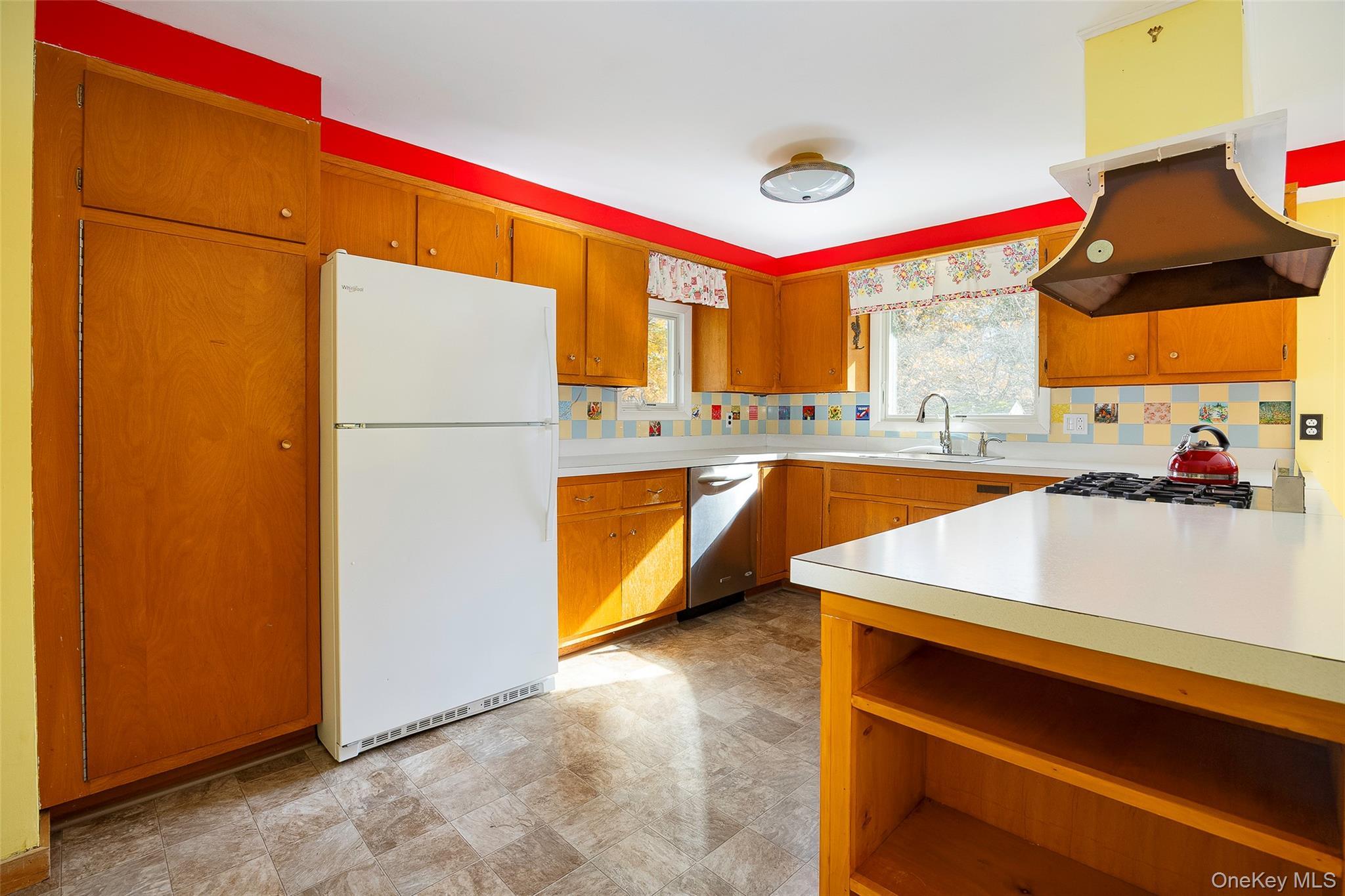 Single Family Knob Hill  Dutchess County, NY 12581, MLS-926302-11