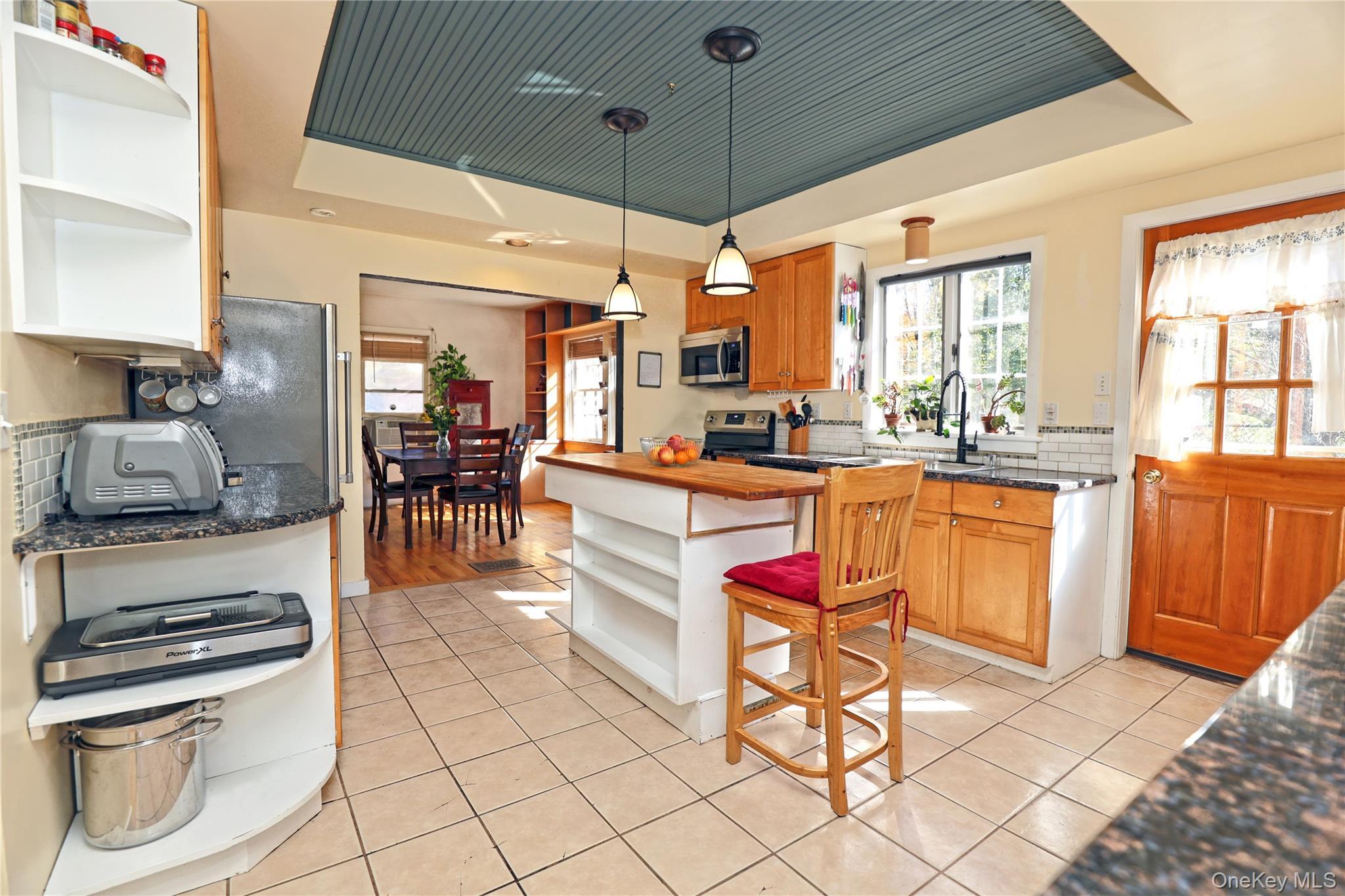 Single Family Hughson Putnam County, NY 10512, MLS-926315-8