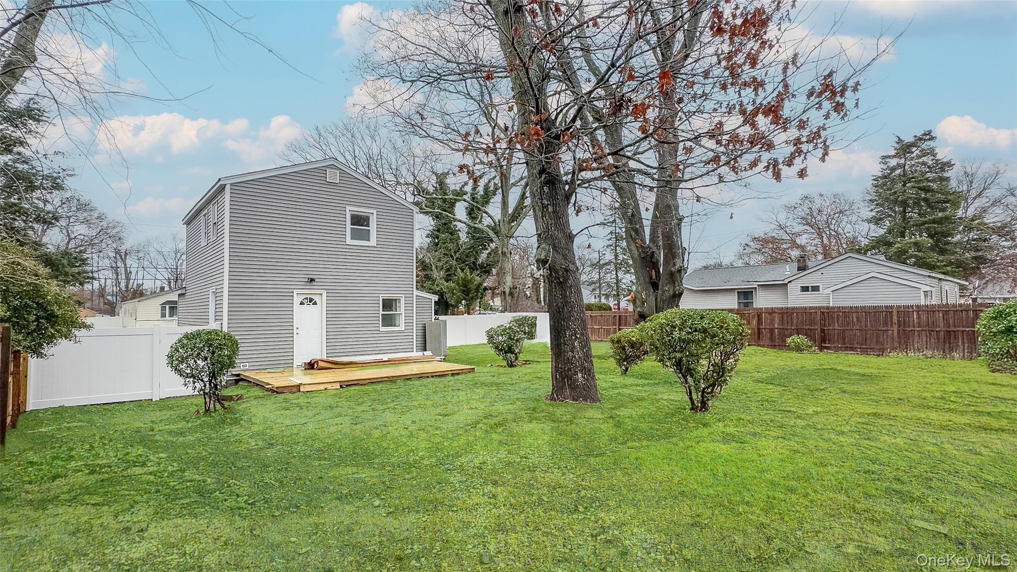 Single Family Cedarhurst  Suffolk County, NY 11784, MLS-926329-43