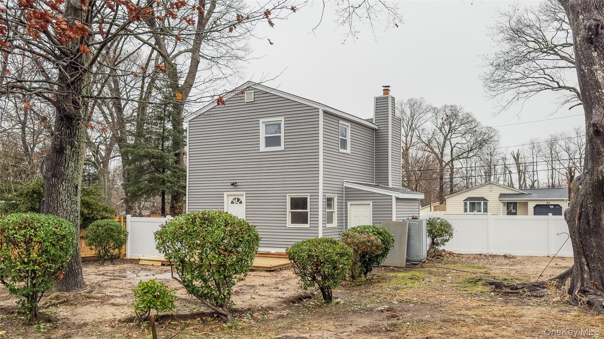 Single Family Cedarhurst  Suffolk County, NY 11784, MLS-926329-46