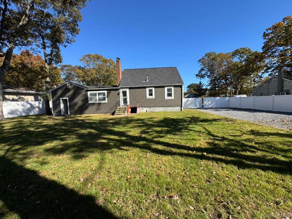 Single Family Paul Suffolk County, NY 11950, MLS-926333-39