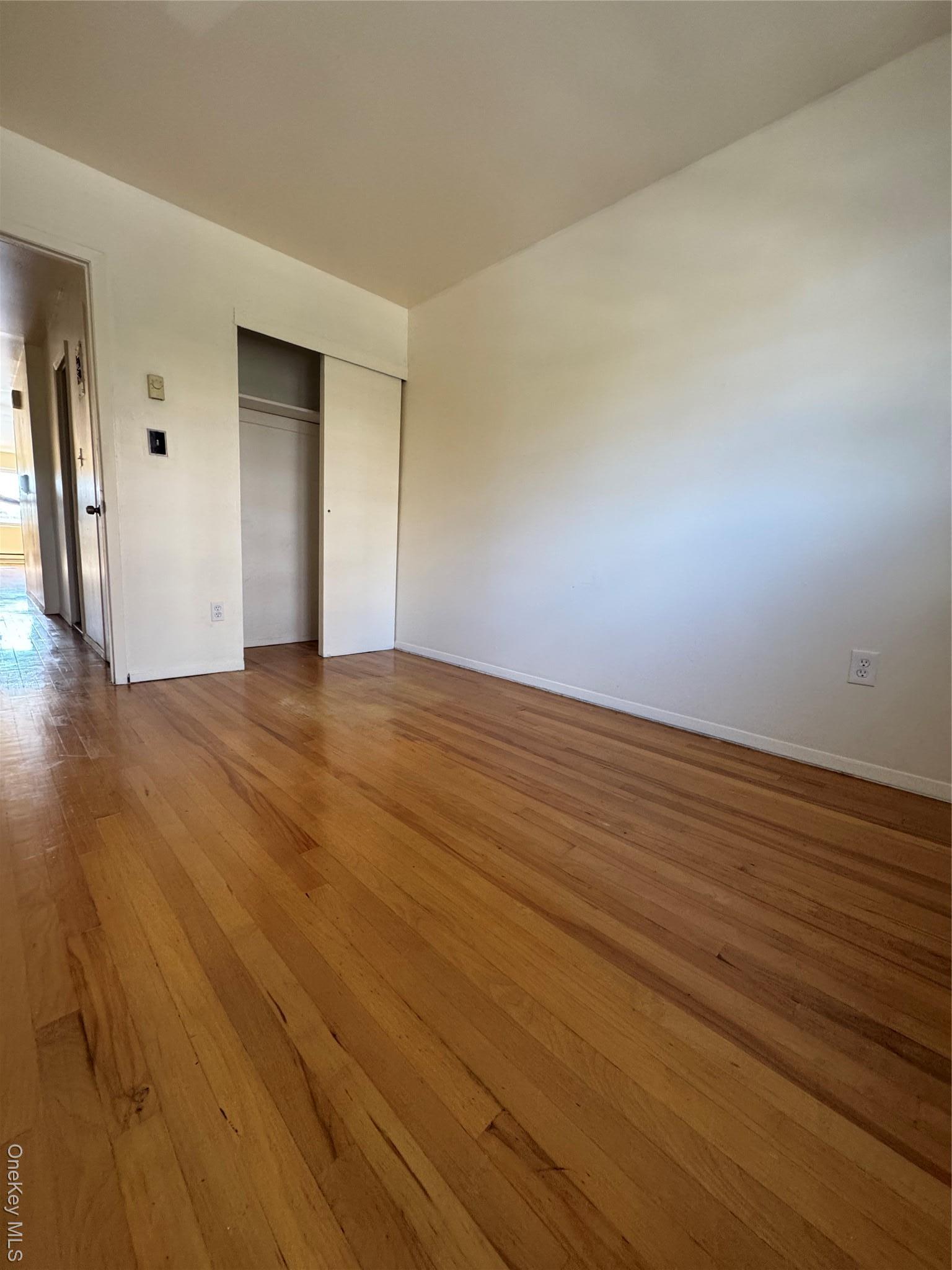 Single Family 23rd Queens, NY 11360, MLS-926342-8