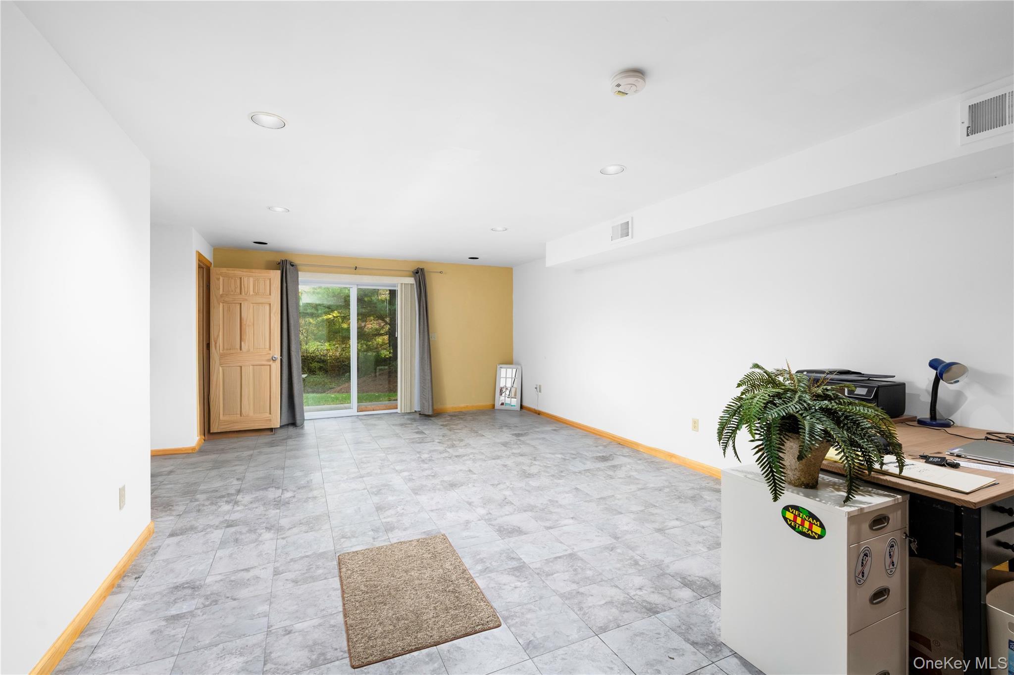 Single Family Manor  Westchester County, NY 10566, MLS-926346-18