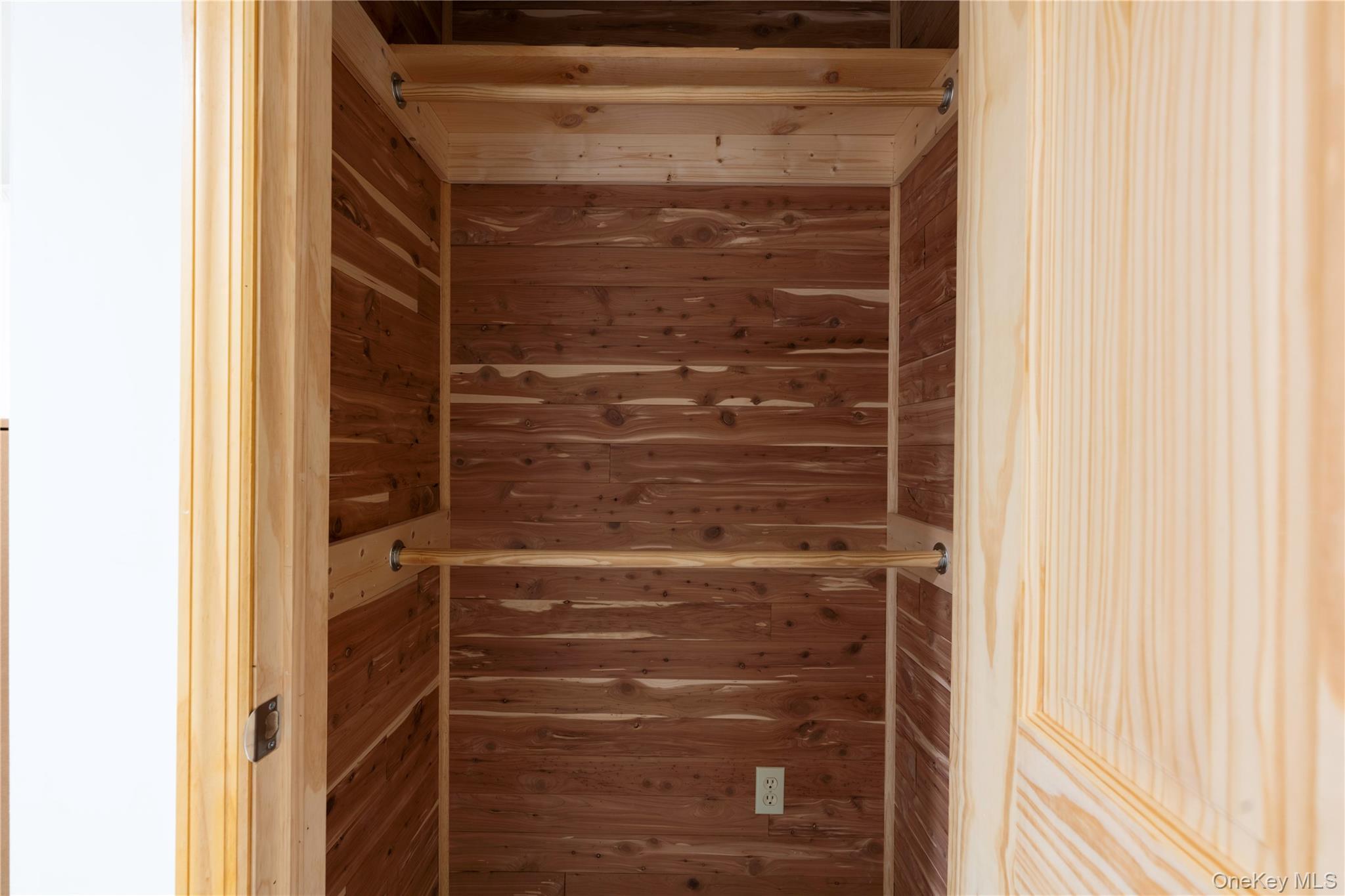 Single Family Manor  Westchester County, NY 10566, MLS-926346-23