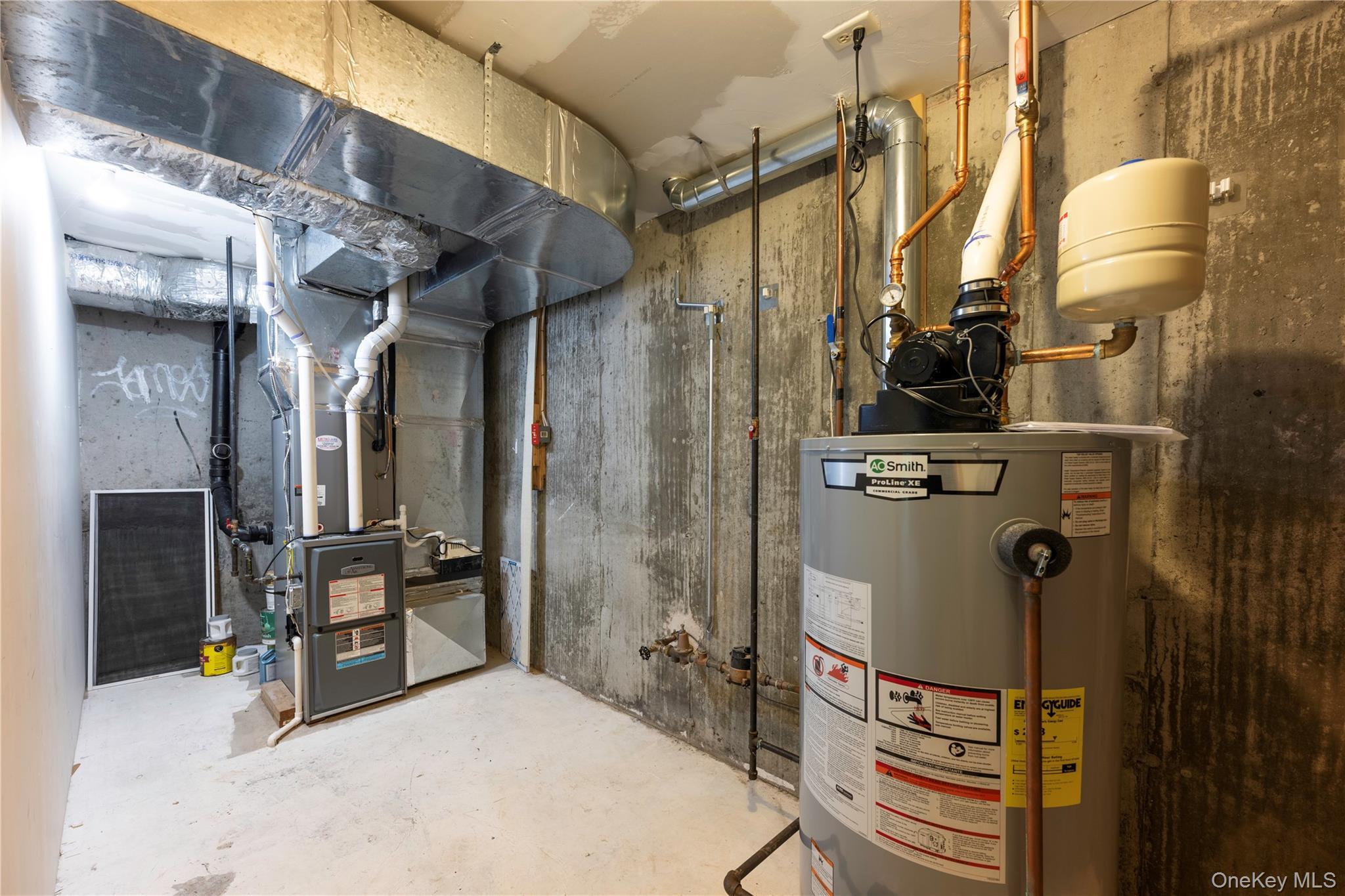 Single Family Manor  Westchester County, NY 10566, MLS-926346-26