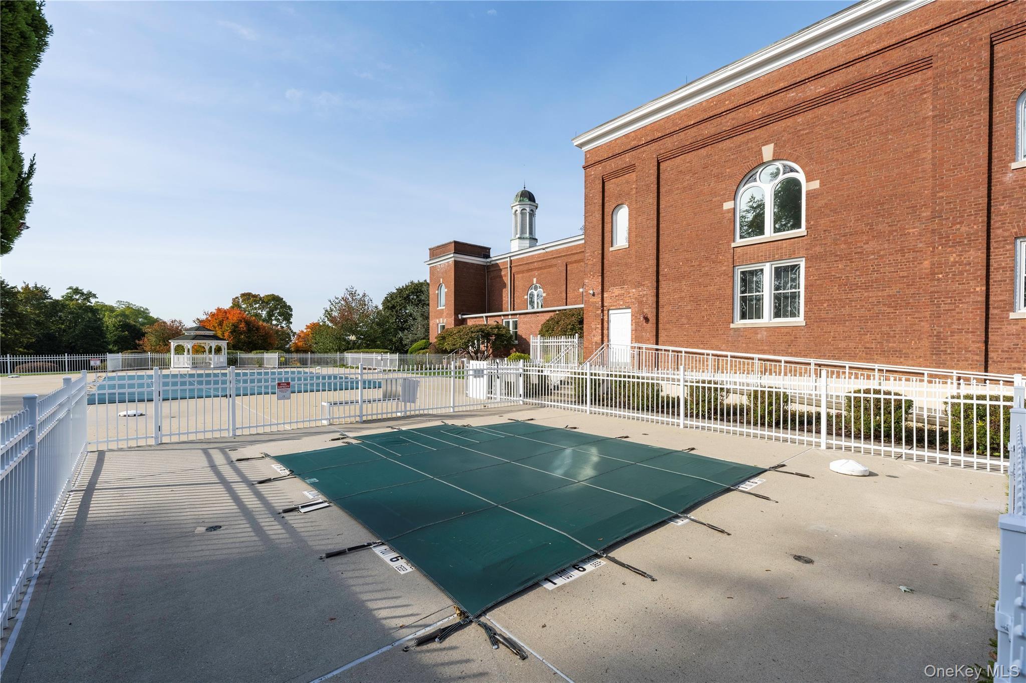 Single Family Manor  Westchester County, NY 10566, MLS-926346-28