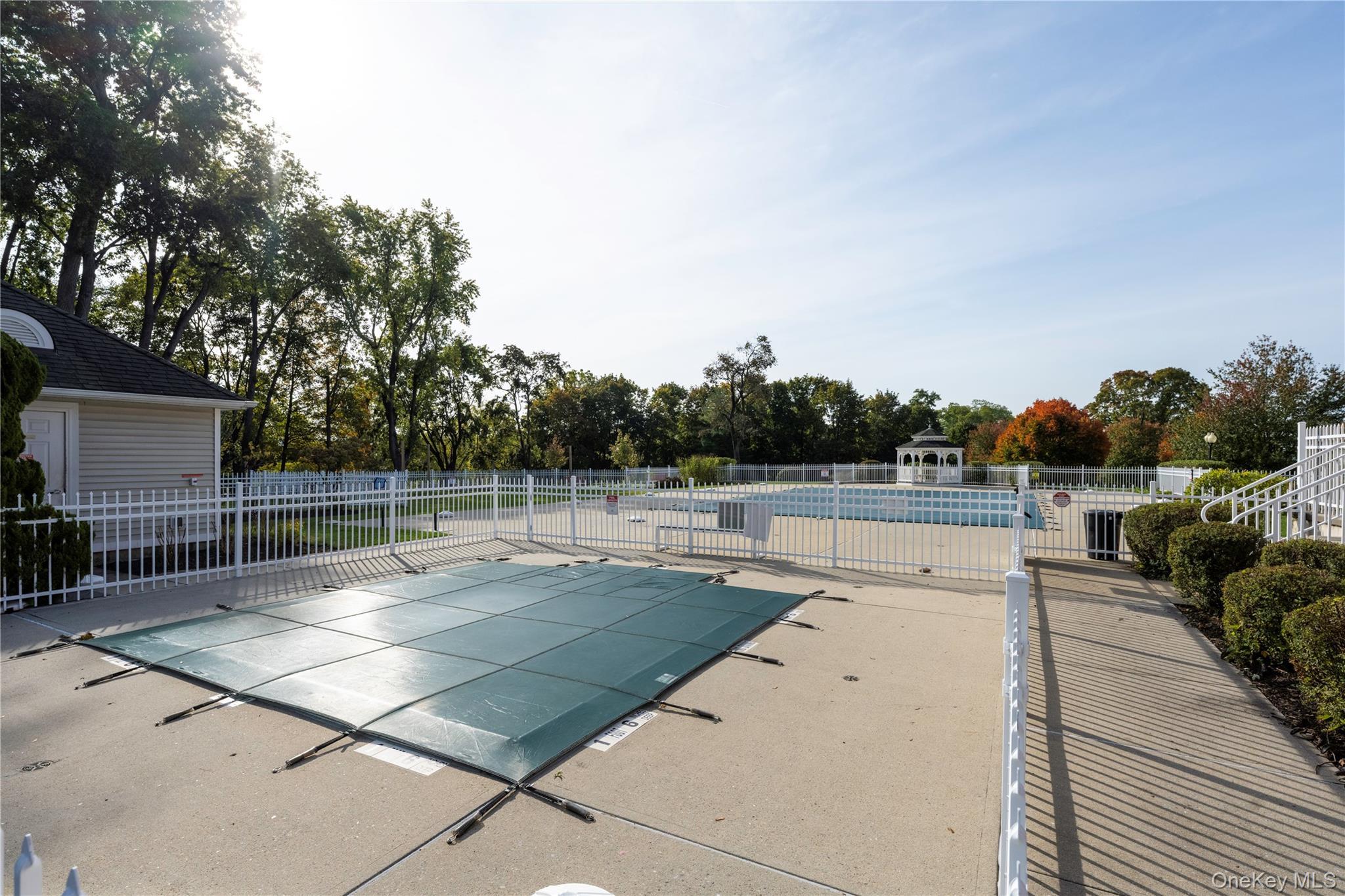 Single Family Manor  Westchester County, NY 10566, MLS-926346-29