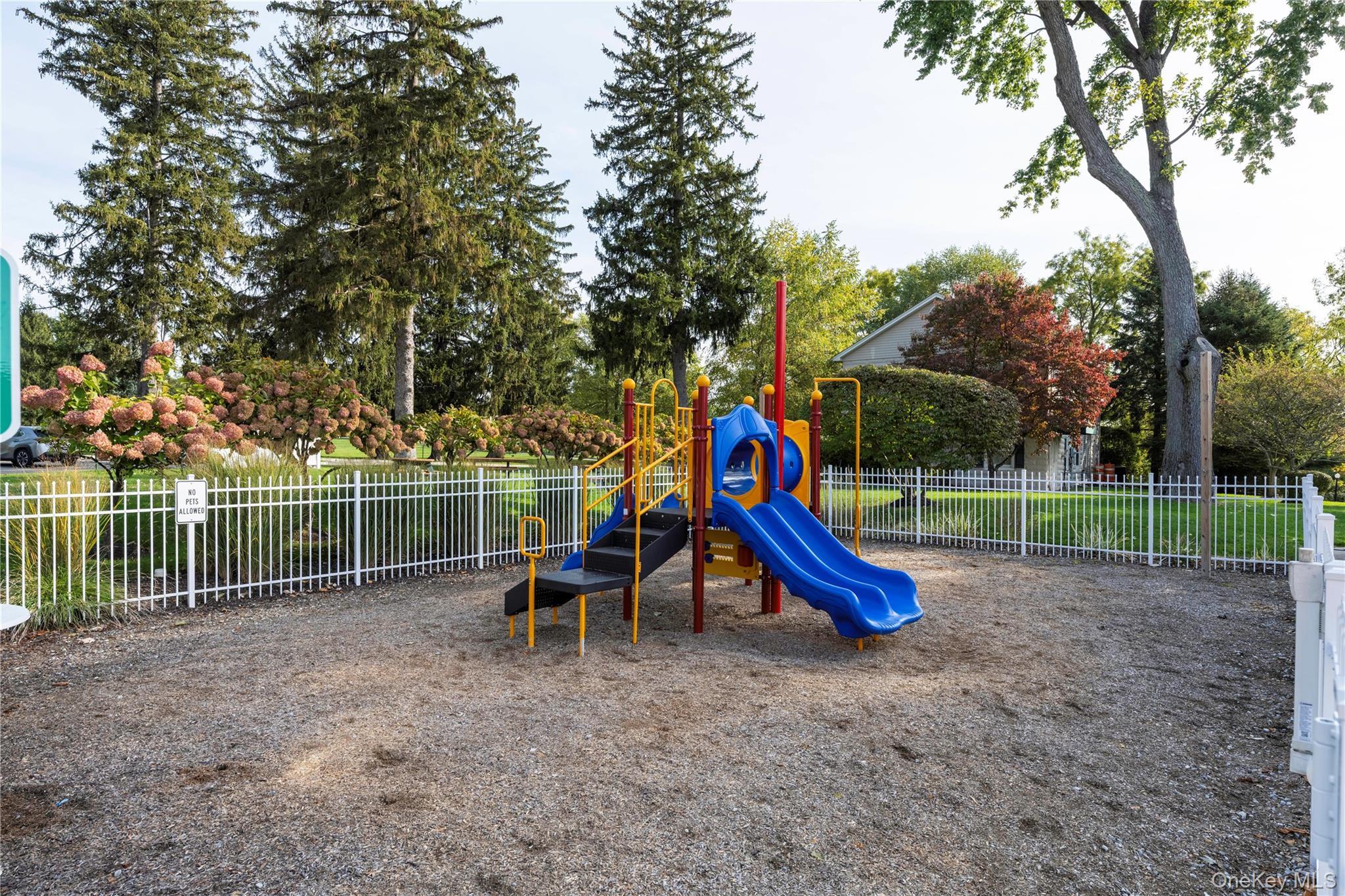 Single Family Manor  Westchester County, NY 10566, MLS-926346-31