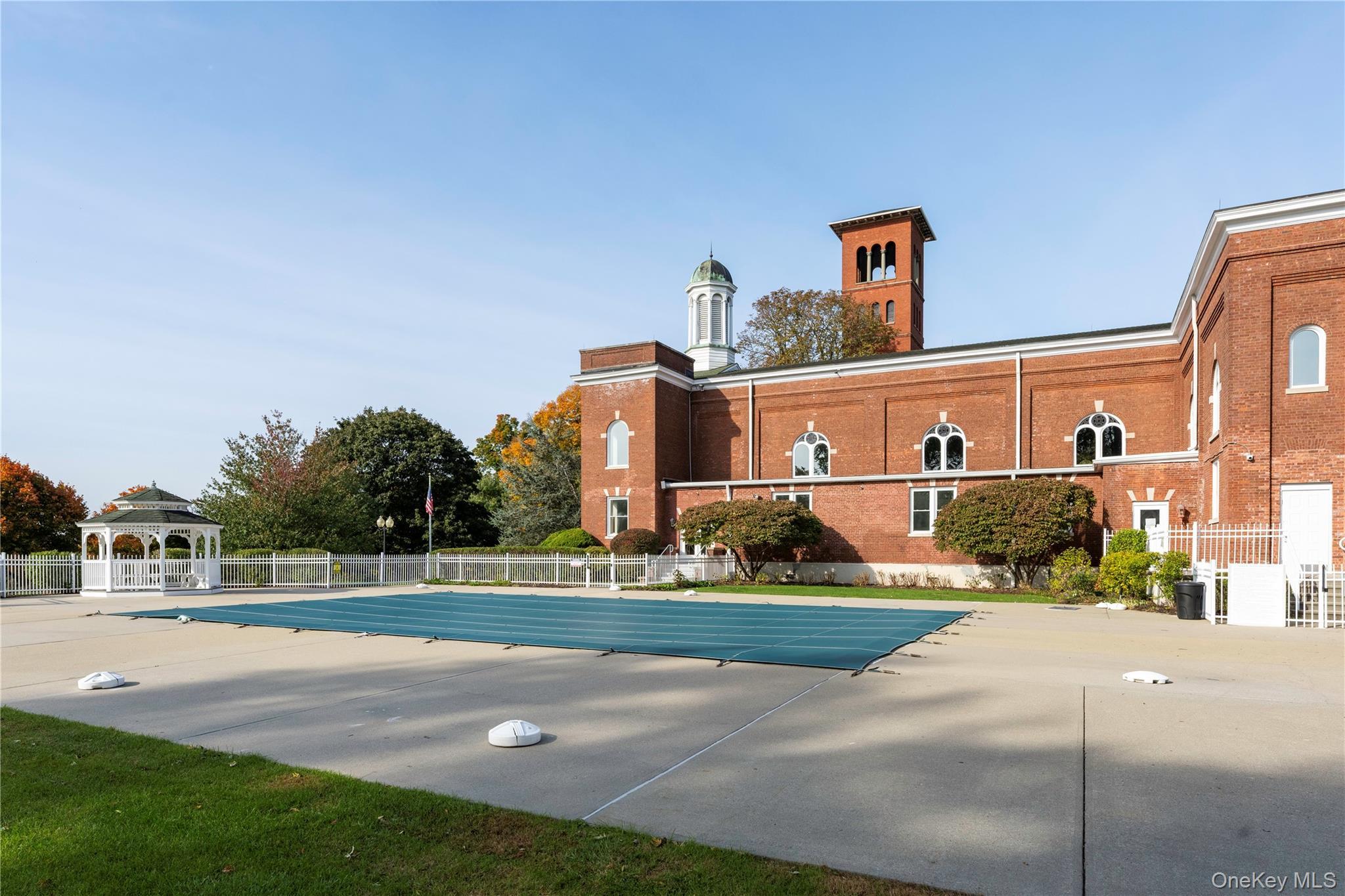 Single Family Manor  Westchester County, NY 10566, MLS-926346-32