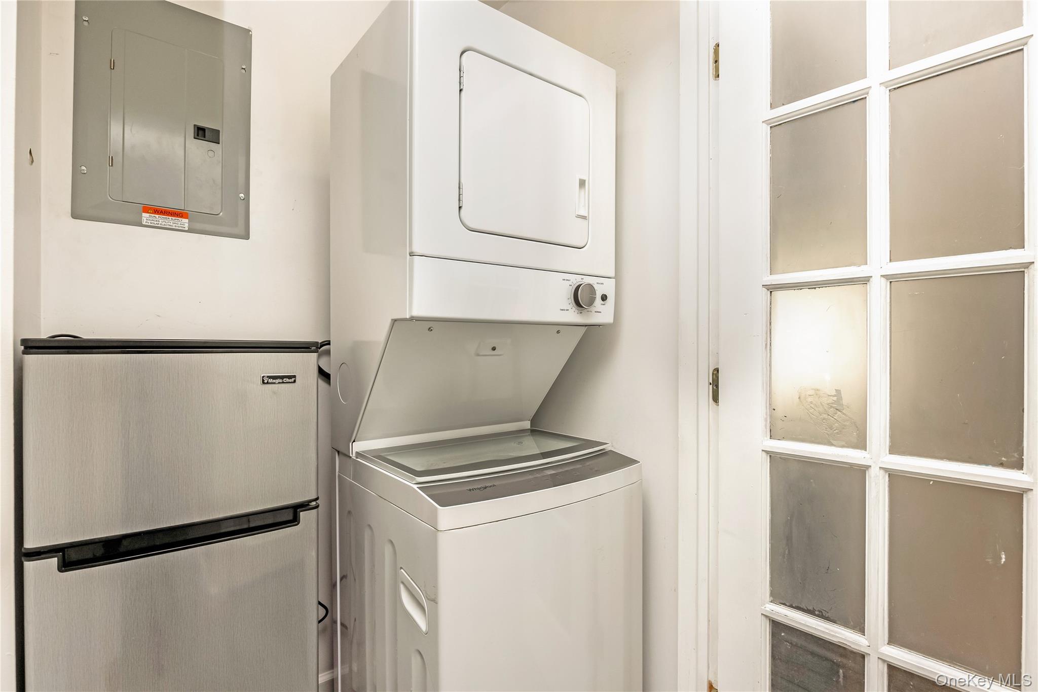 Single Family Carlls  Suffolk County, NY 11703, MLS-926386-12