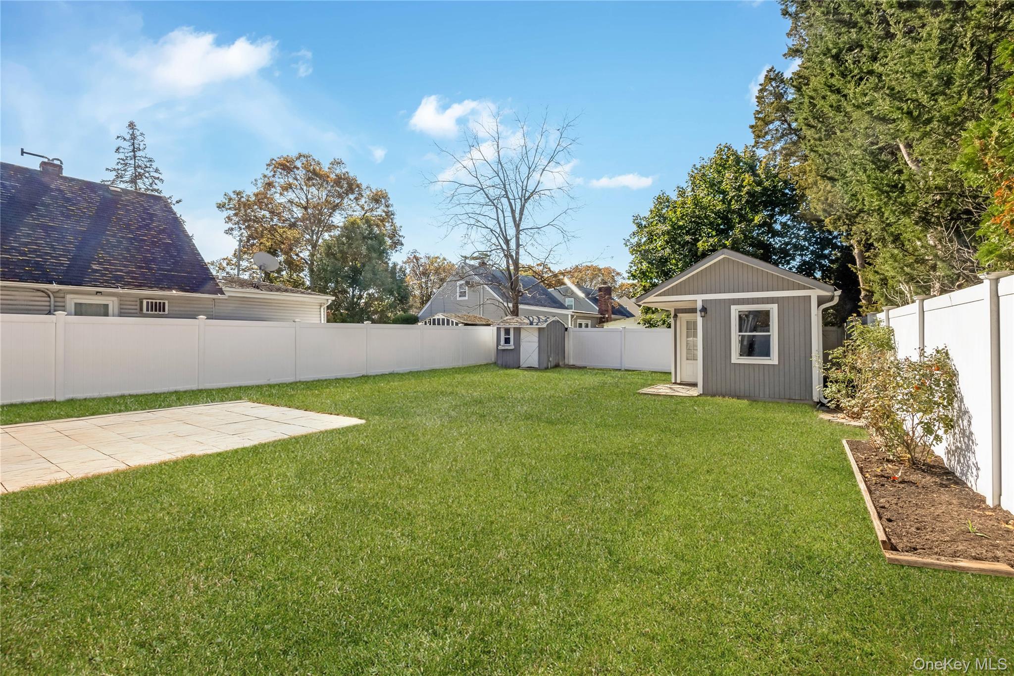 Single Family Carlls  Suffolk County, NY 11703, MLS-926386-15