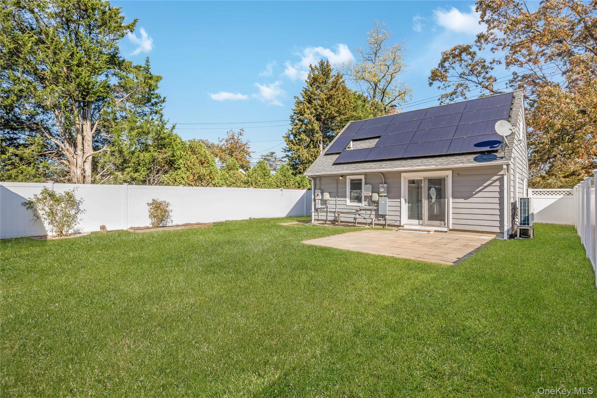 Single Family Carlls  Suffolk County, NY 11703, MLS-926386-18