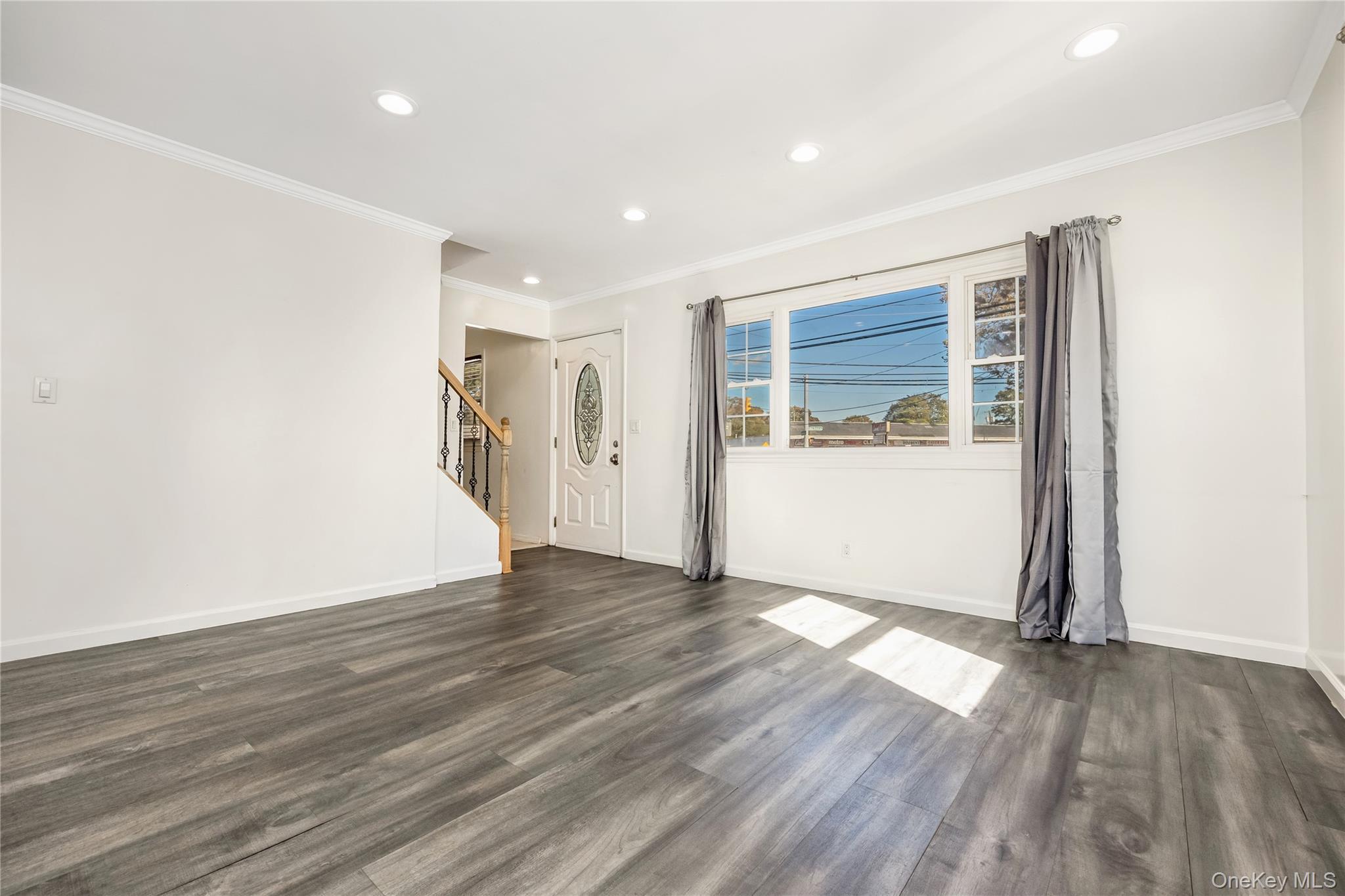 Single Family Carlls  Suffolk County, NY 11703, MLS-926386-3