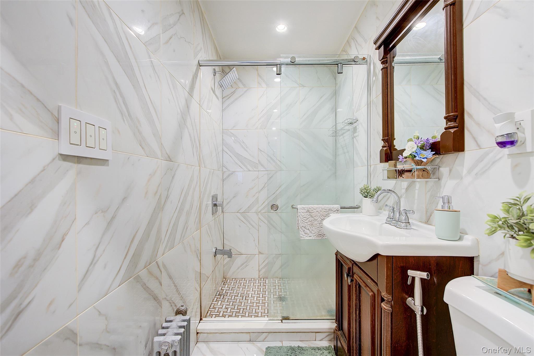 Single Family 114 Queens, NY 11412, MLS-926389-20