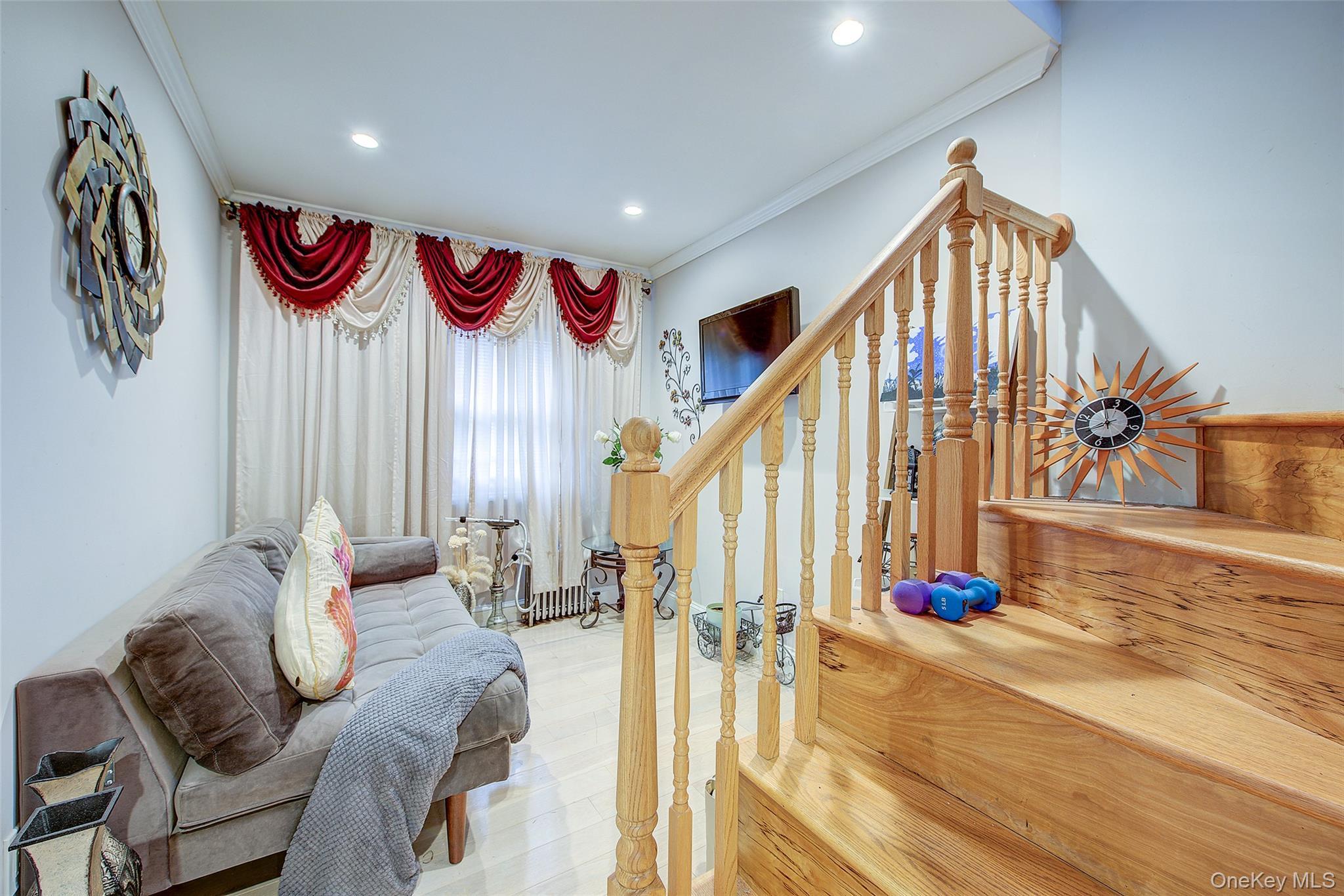 Single Family 114 Queens, NY 11412, MLS-926389-36