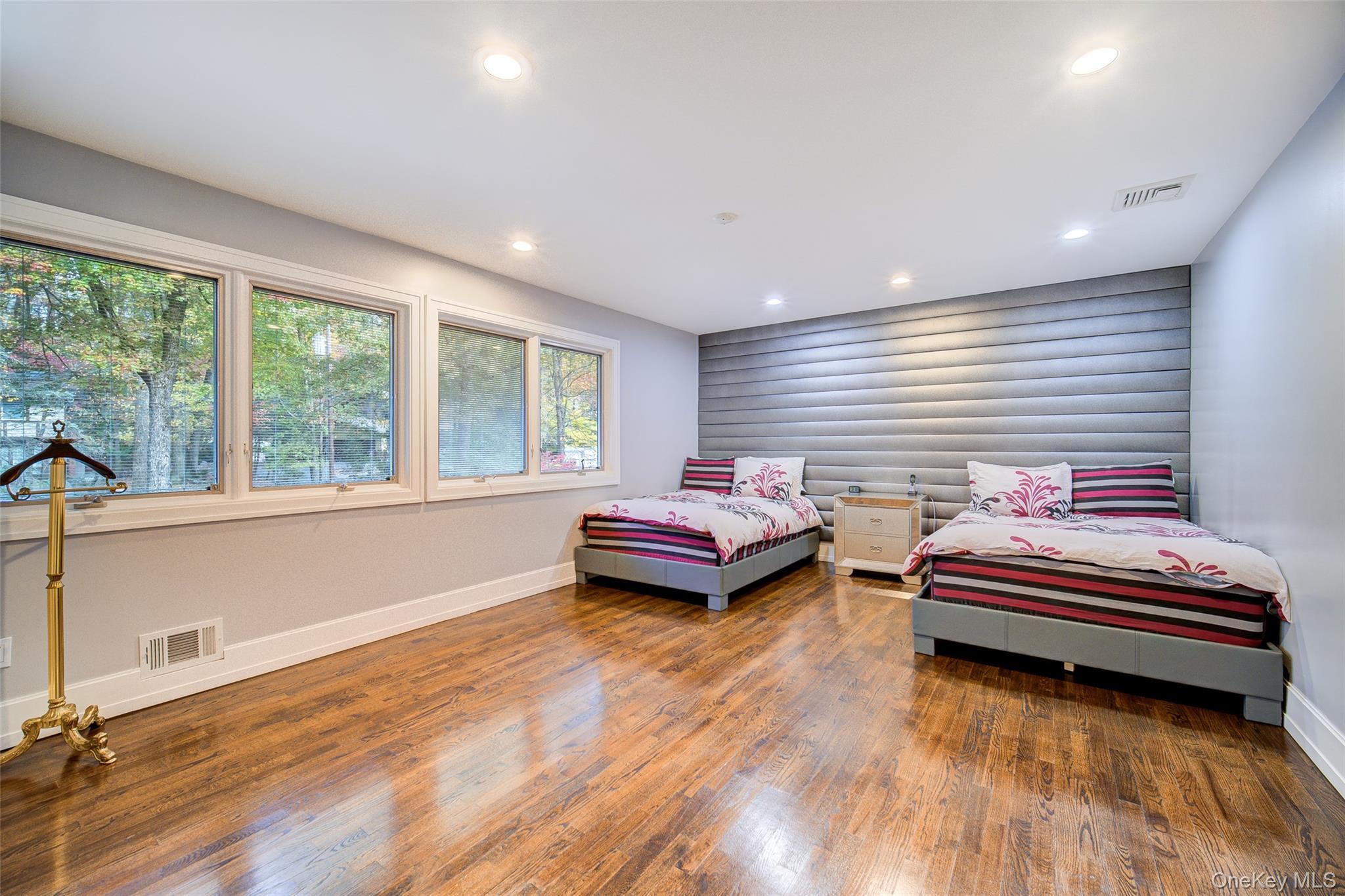 Single Family Ayr Rockland County, NY 10901, MLS-926391-16