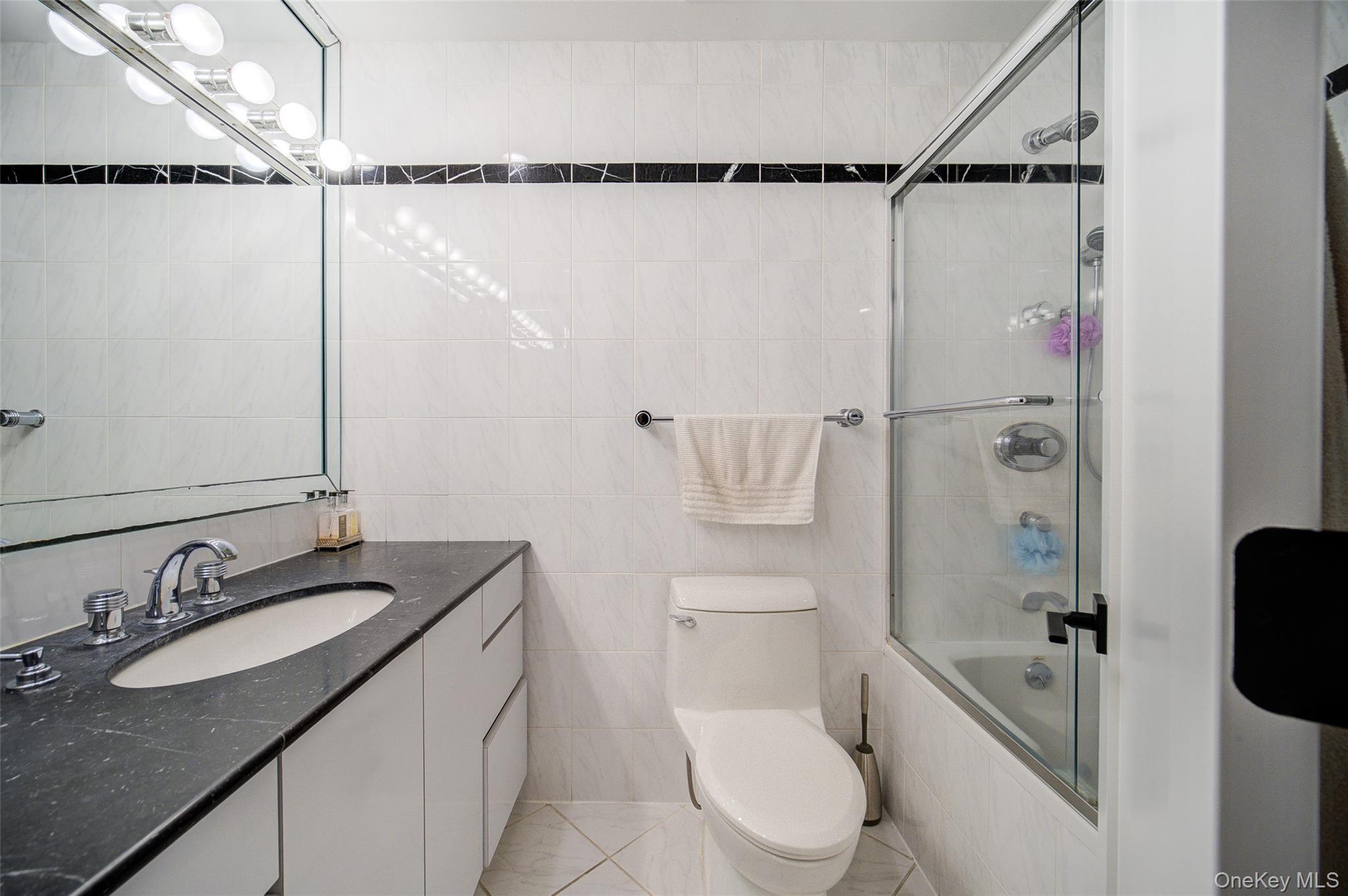 Single Family Ayr Rockland County, NY 10901, MLS-926391-22