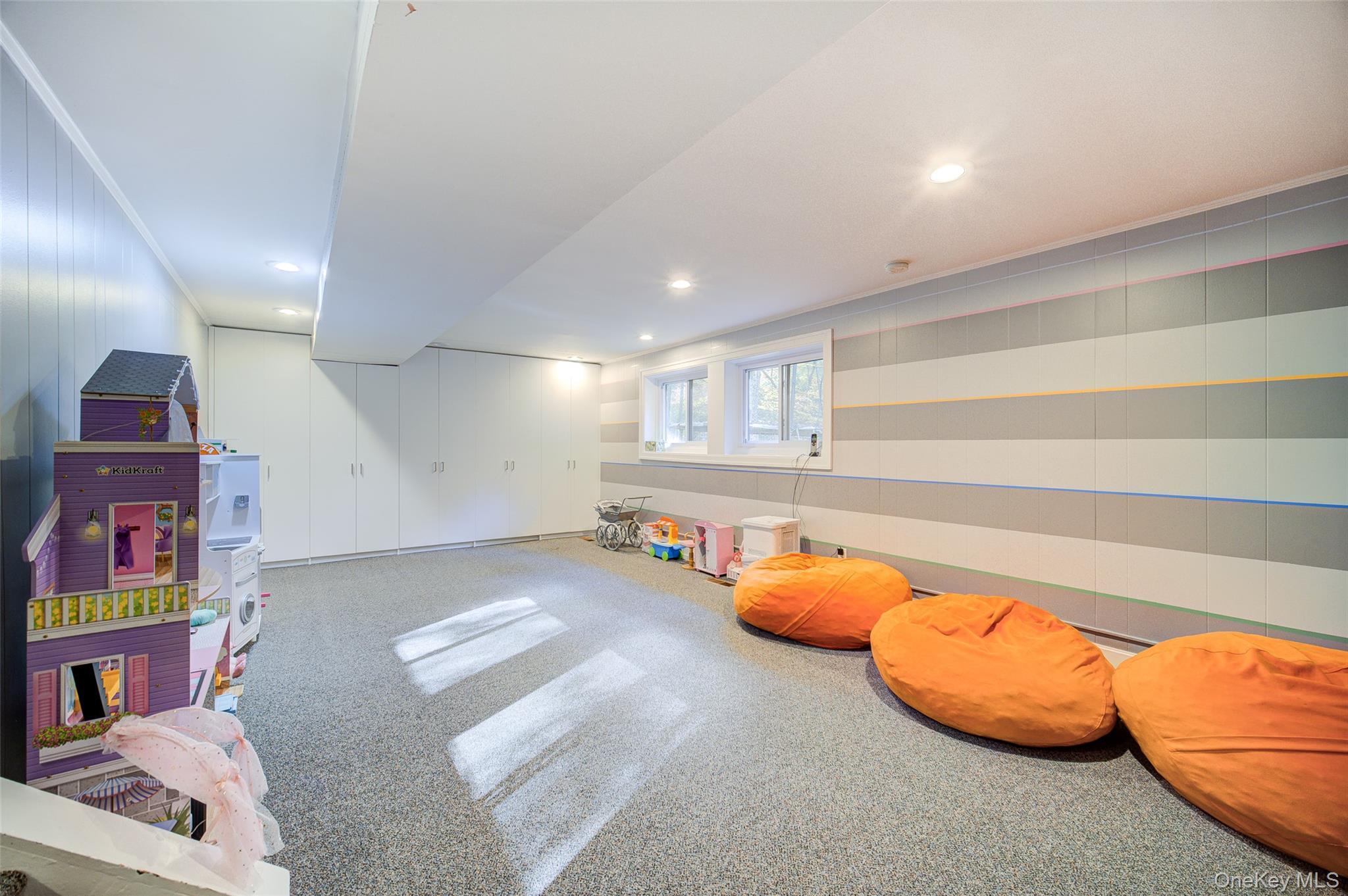 Single Family Ayr Rockland County, NY 10901, MLS-926391-24