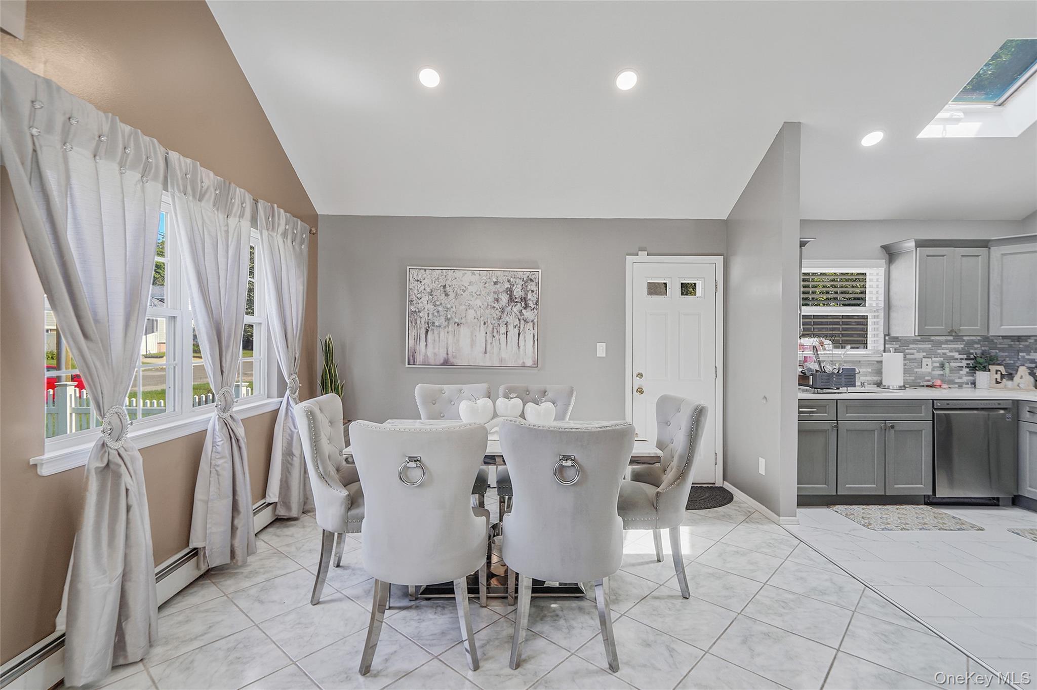 Single Family Edwin Suffolk County, NY 11706, MLS-926395-13