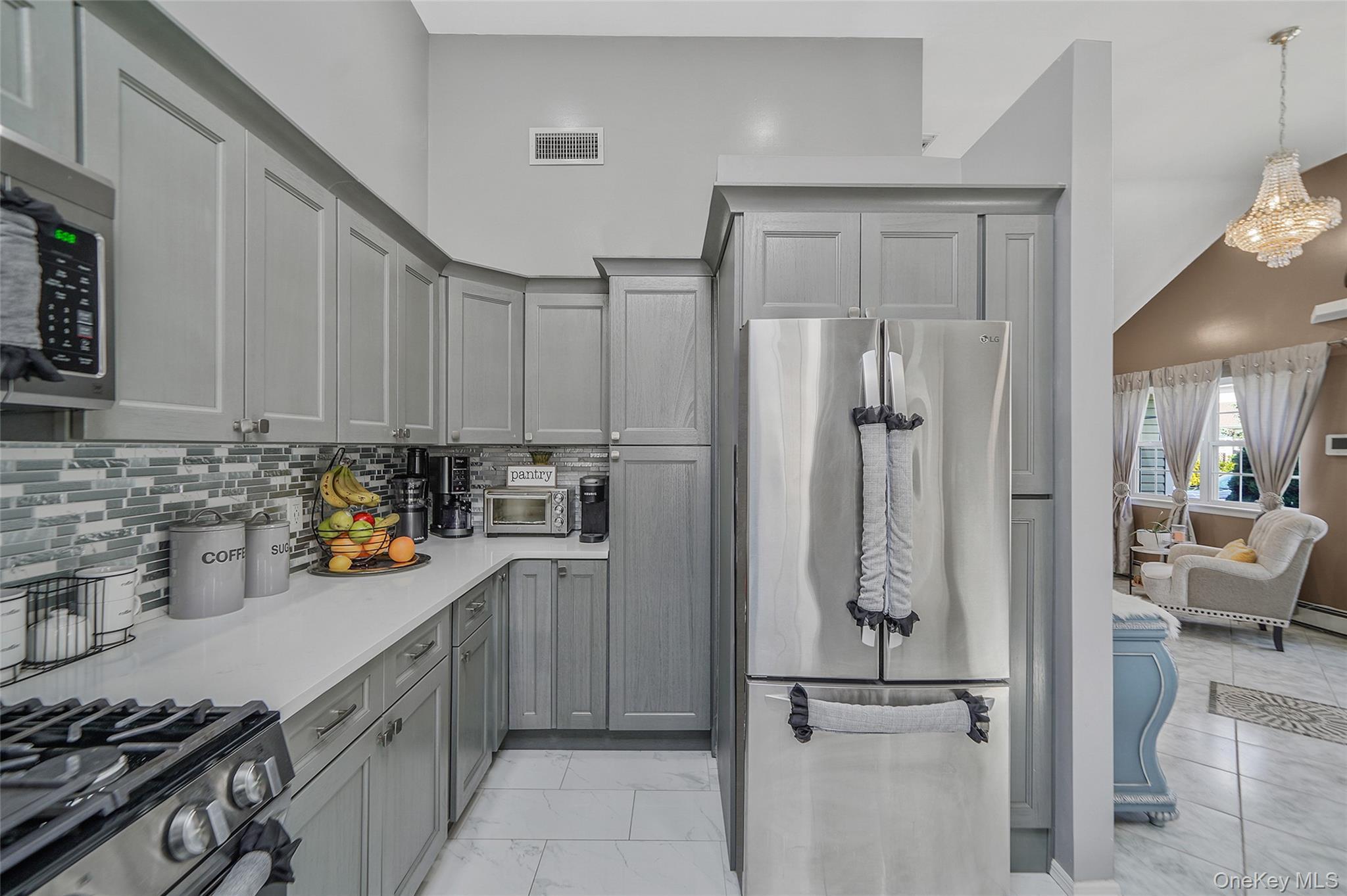 Single Family Edwin Suffolk County, NY 11706, MLS-926395-17