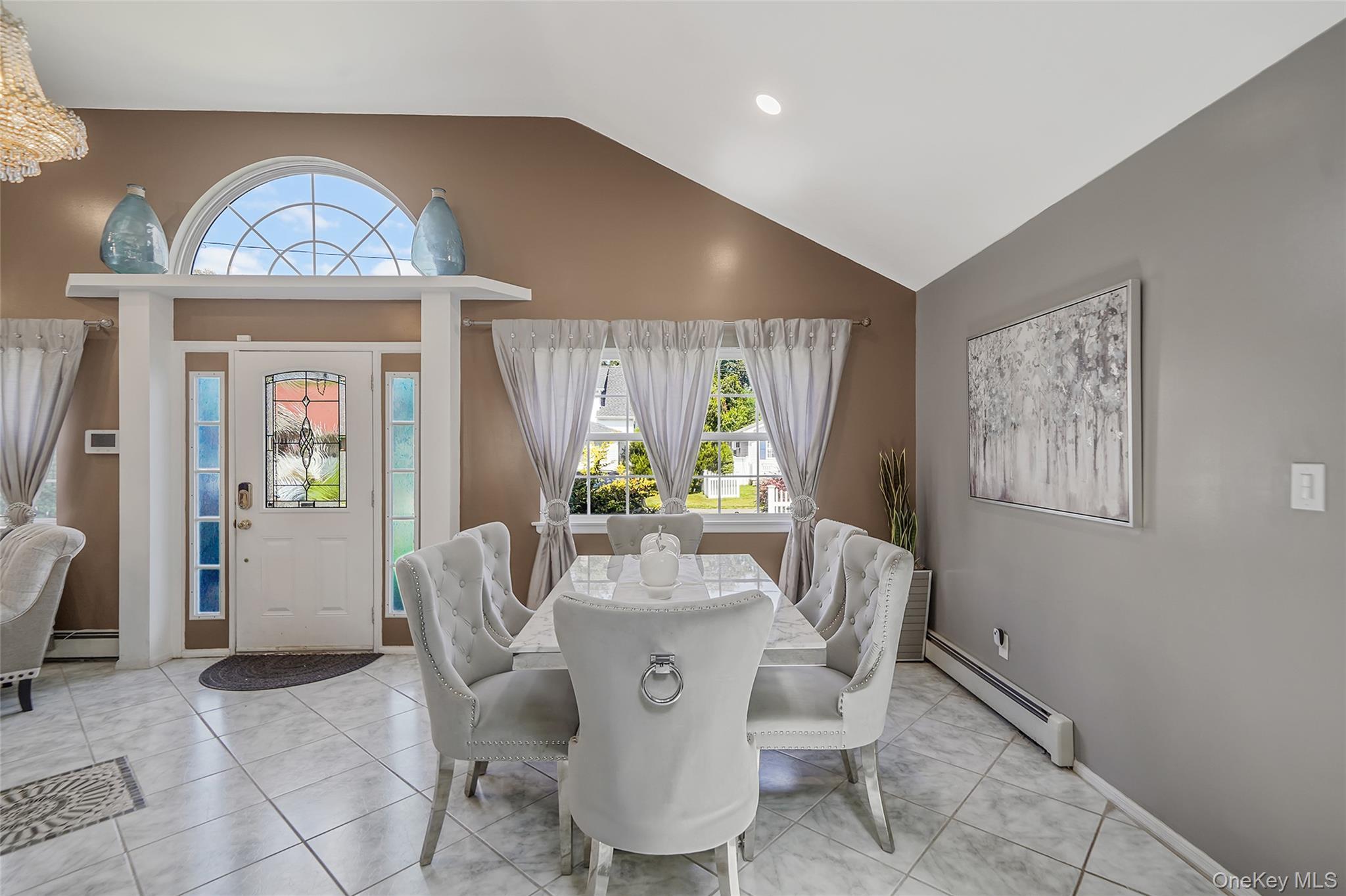 Single Family Edwin Suffolk County, NY 11706, MLS-926395-18