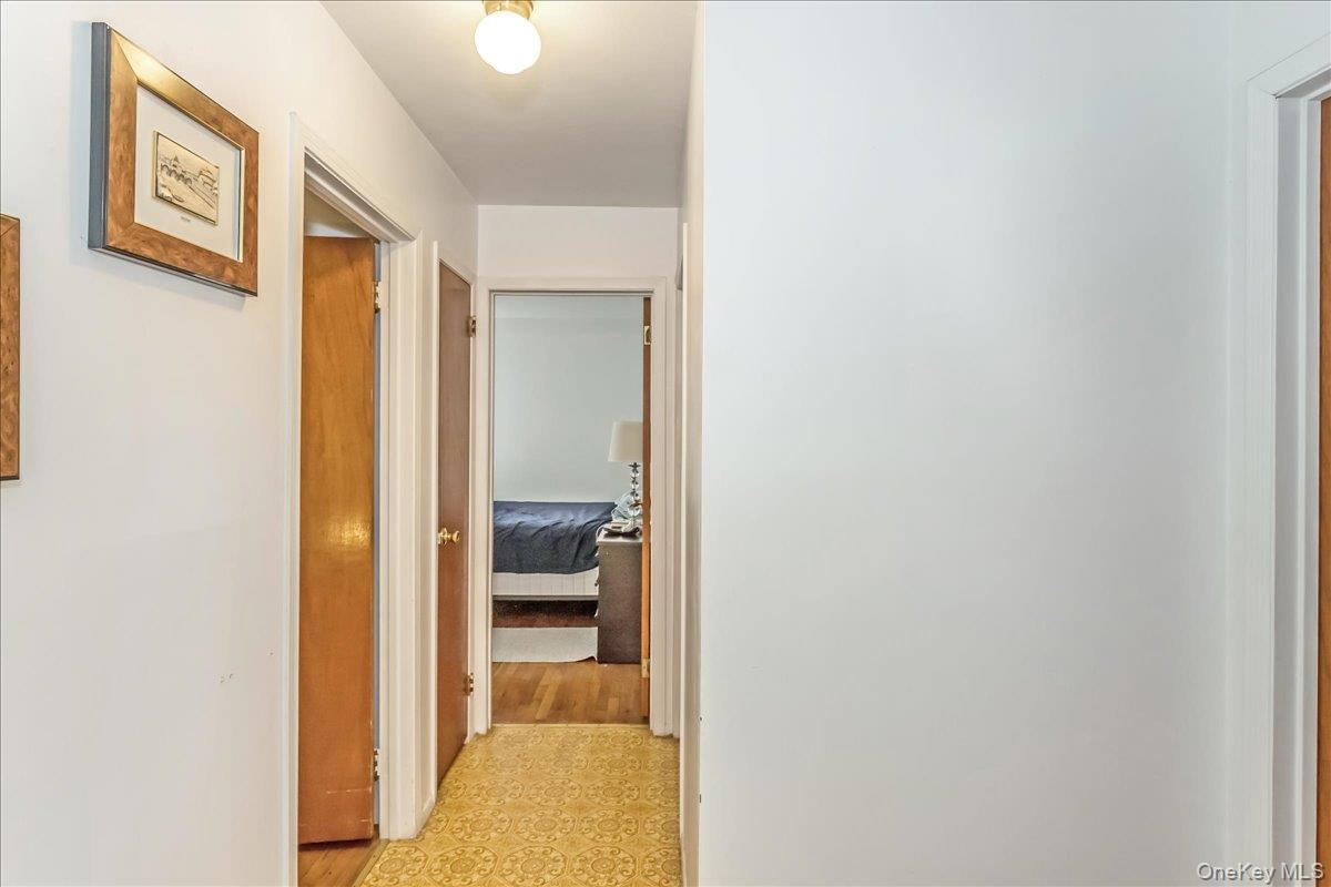 Single Family Roxy  Nassau County, NY 11563, MLS-926398-12