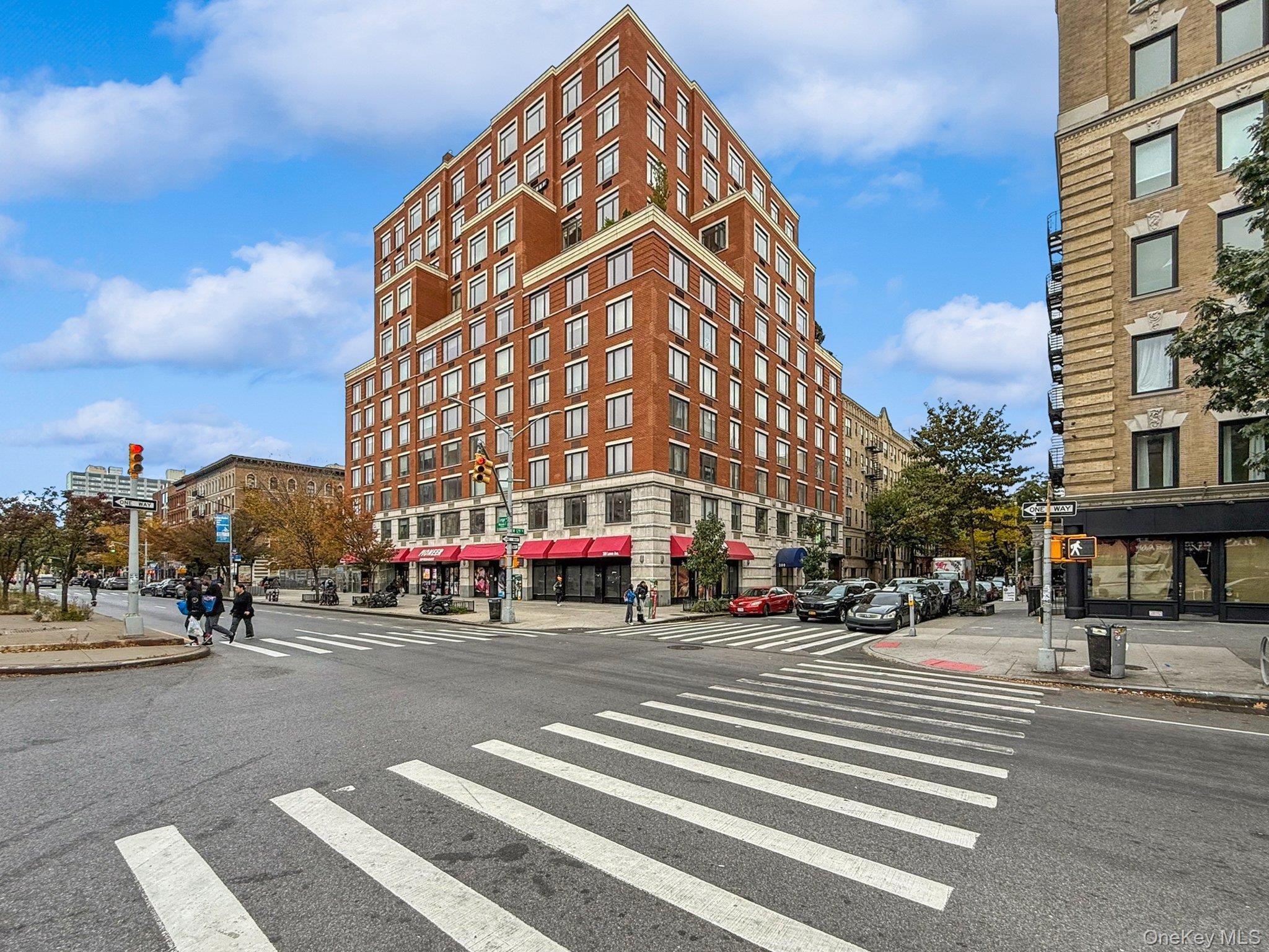 Condo Malcolm X (the Lenox)  Manhattan, NY 10027, MLS-926402-3