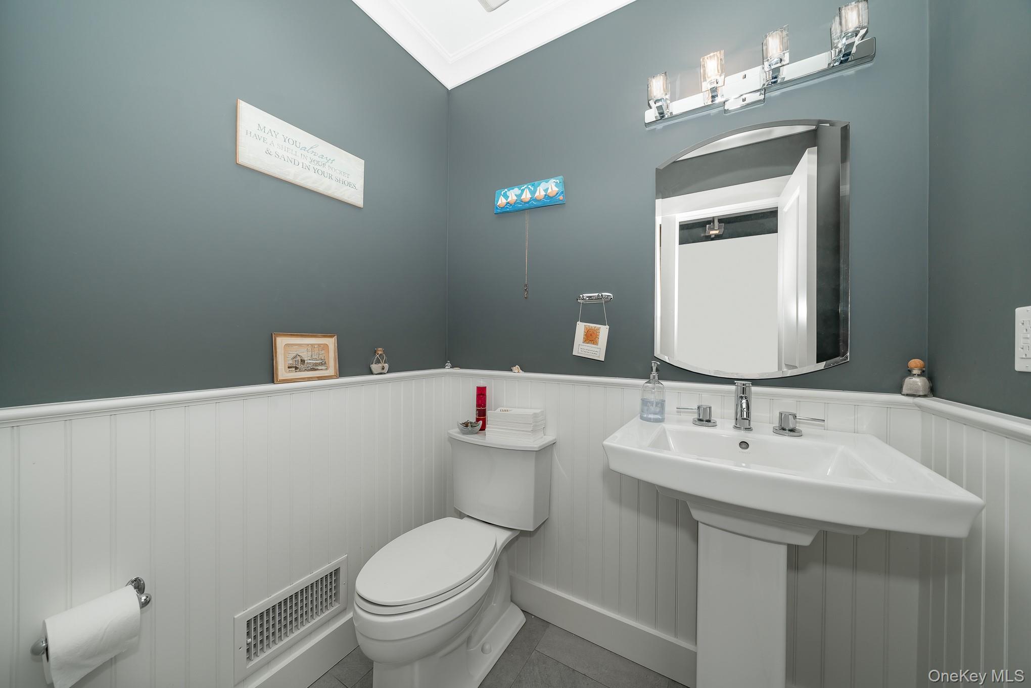 Single Family East Nassau County, NY 11040, MLS-926423-15