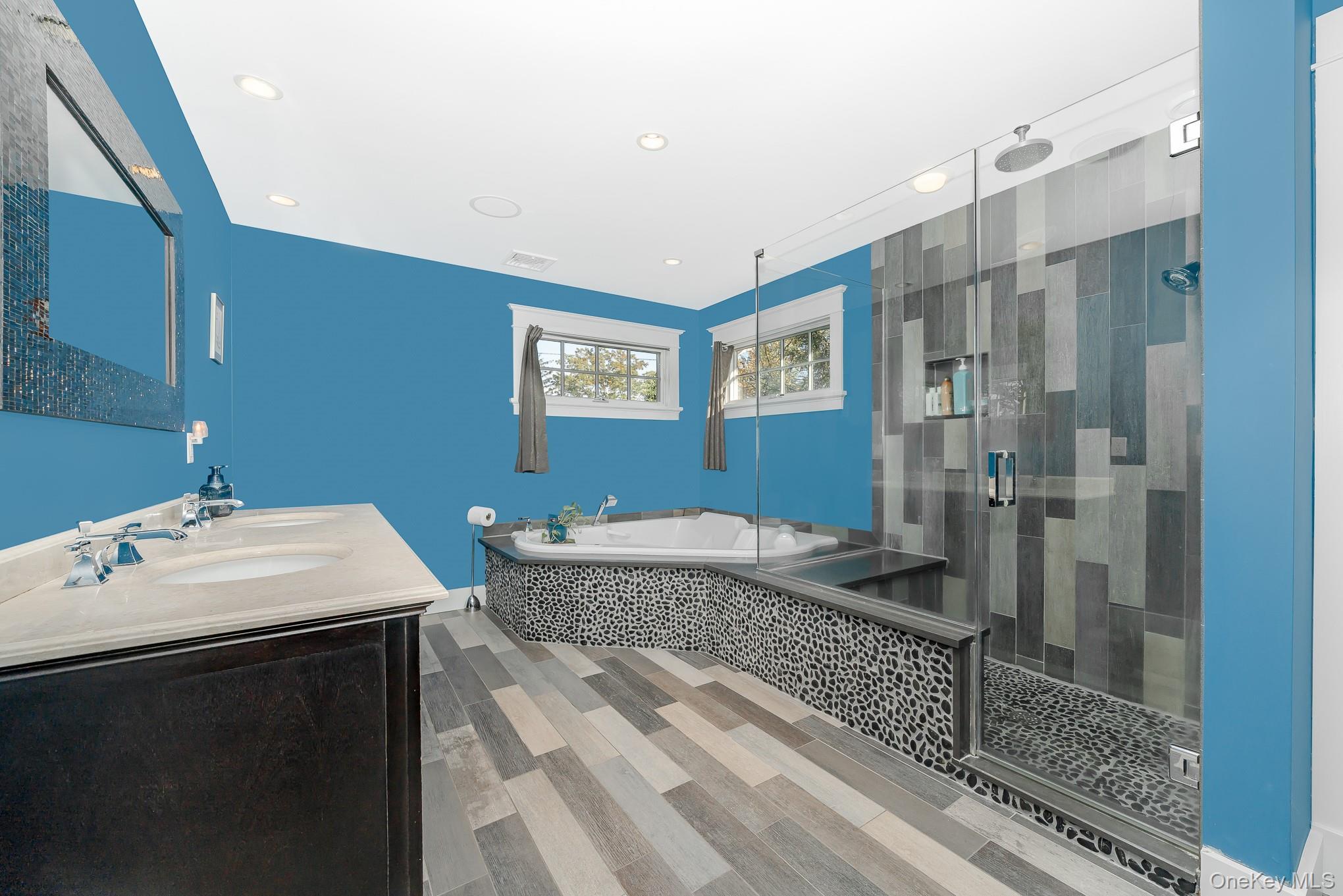 Single Family East Nassau County, NY 11040, MLS-926423-16