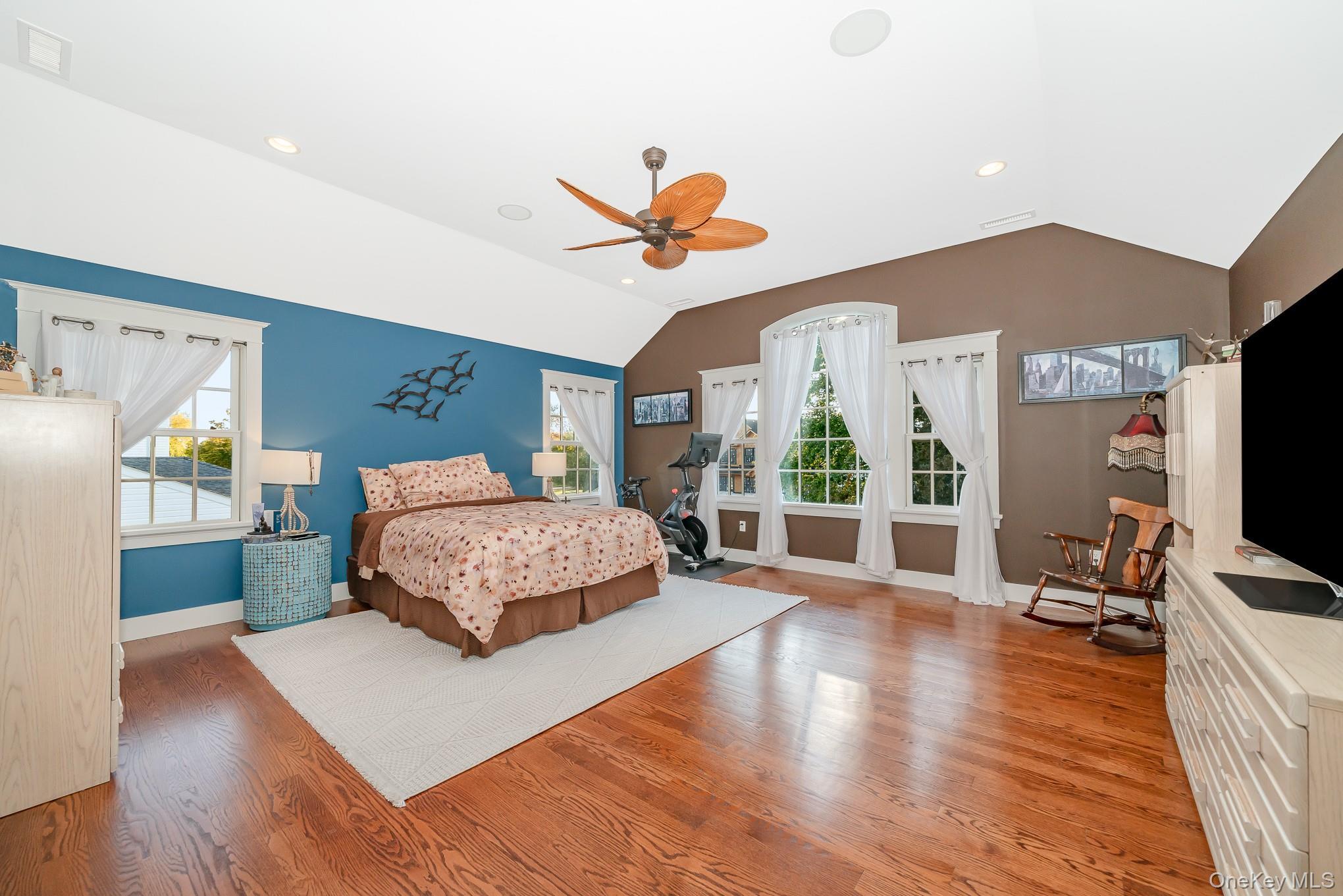 Single Family East Nassau County, NY 11040, MLS-926423-17