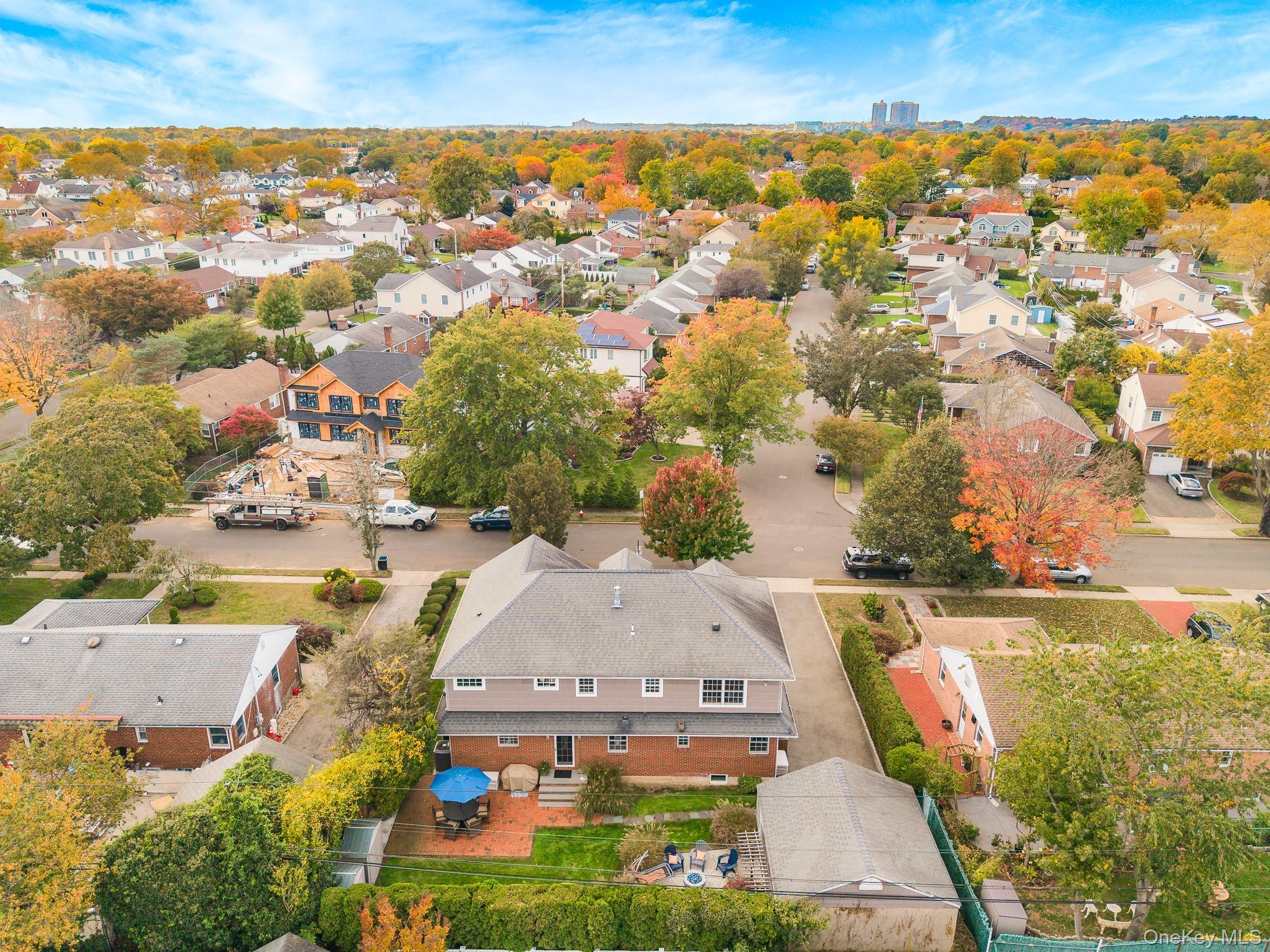 Single Family East Nassau County, NY 11040, MLS-926423-33