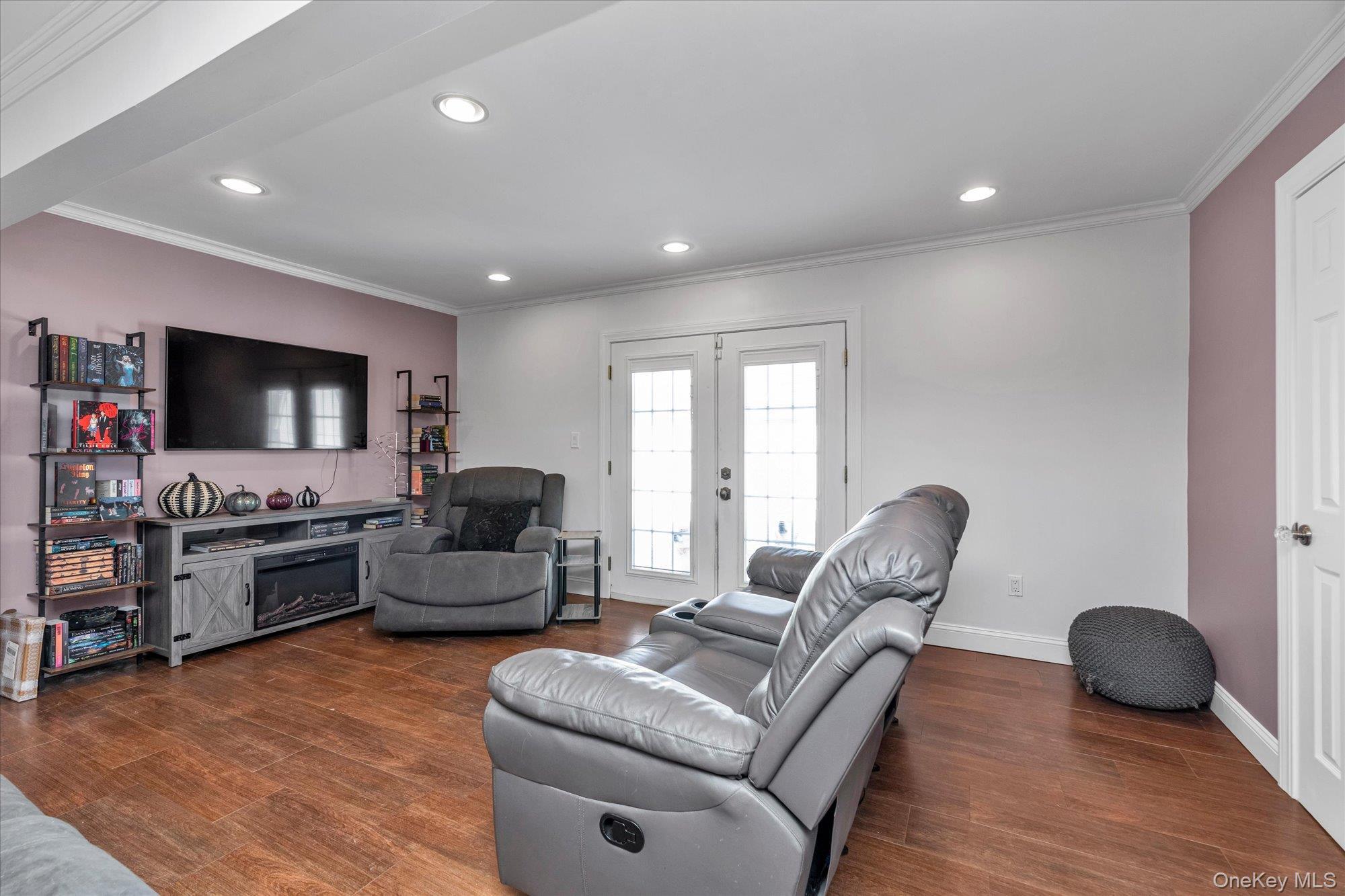 Single Family Carpenter  Nassau County, NY 11572, MLS-926433-5