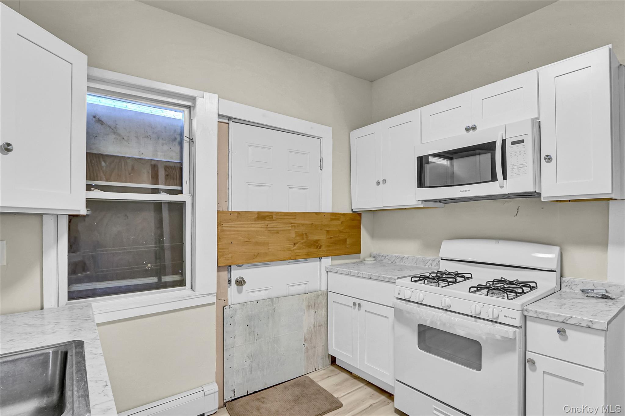 Single Family Marvin Queens, NY 11691, MLS-926434-11