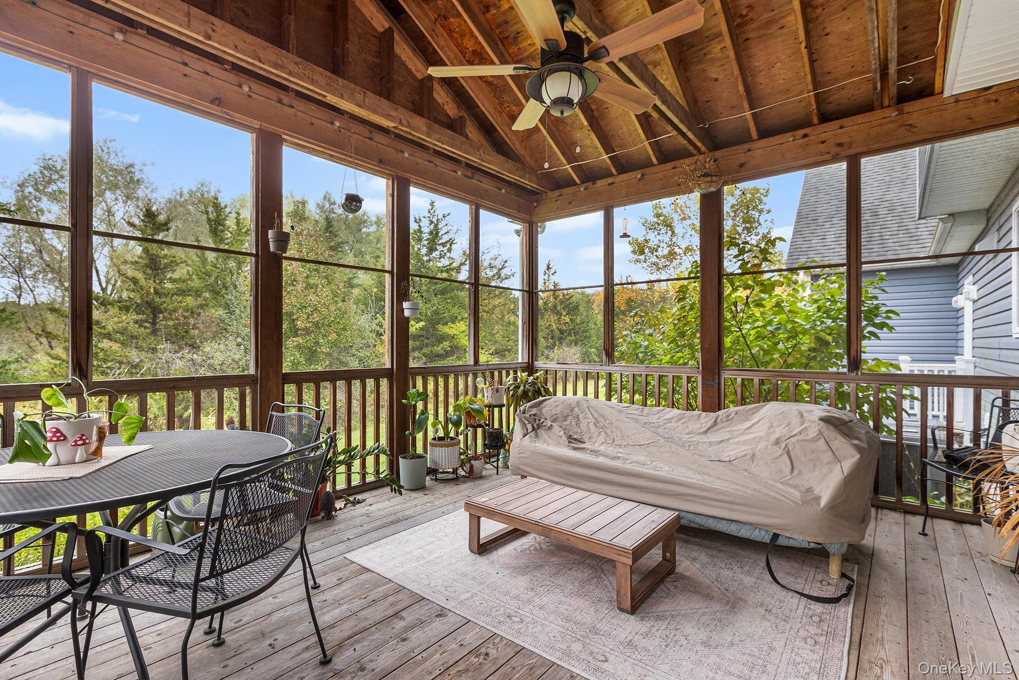 Single Family Eastview  Dutchess County, NY 12571, MLS-926442-38