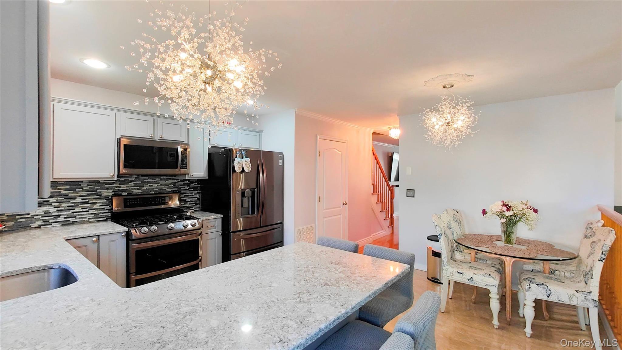 Single Family Churchill Staten Island, NY 10309, MLS-926446-10