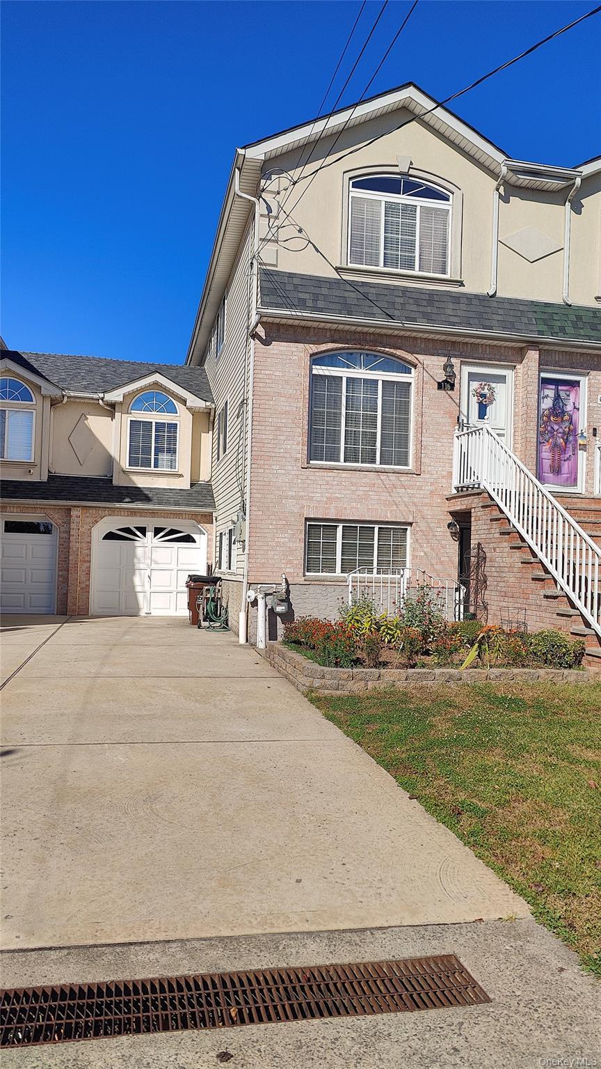 Single Family Churchill Staten Island, NY 10309, MLS-926446-2