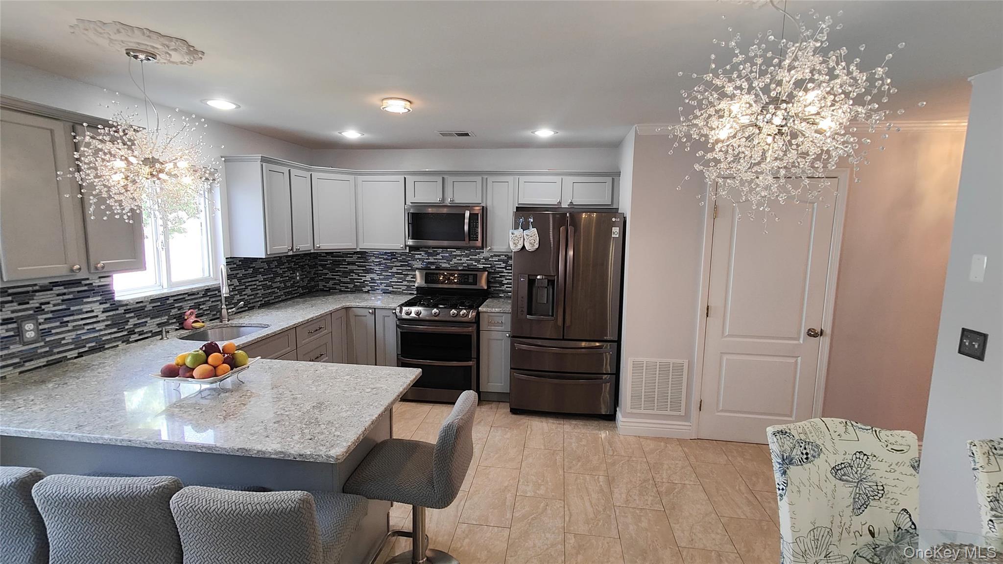 Single Family Churchill Staten Island, NY 10309, MLS-926446-7